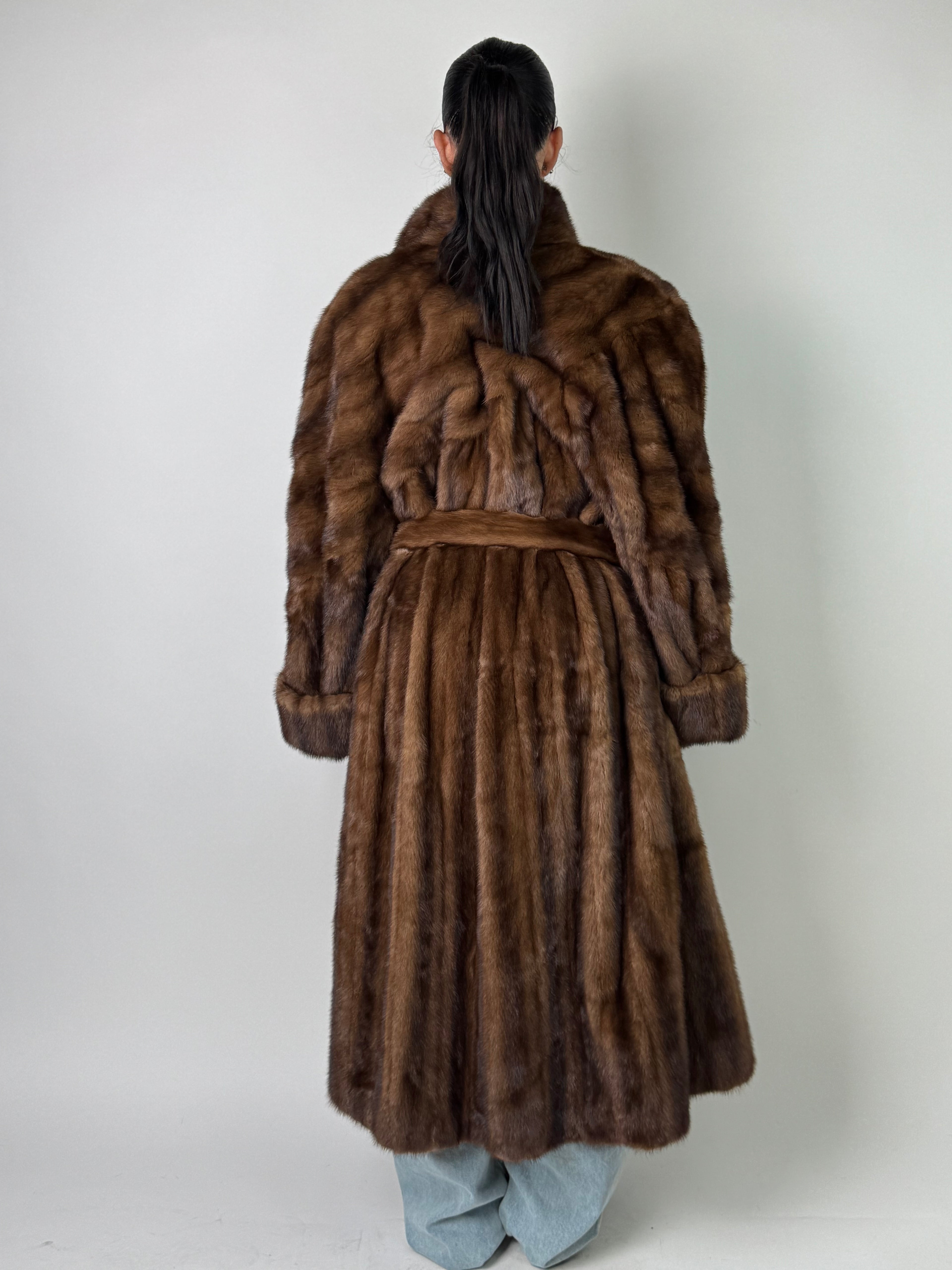 Cappotto in visone N573