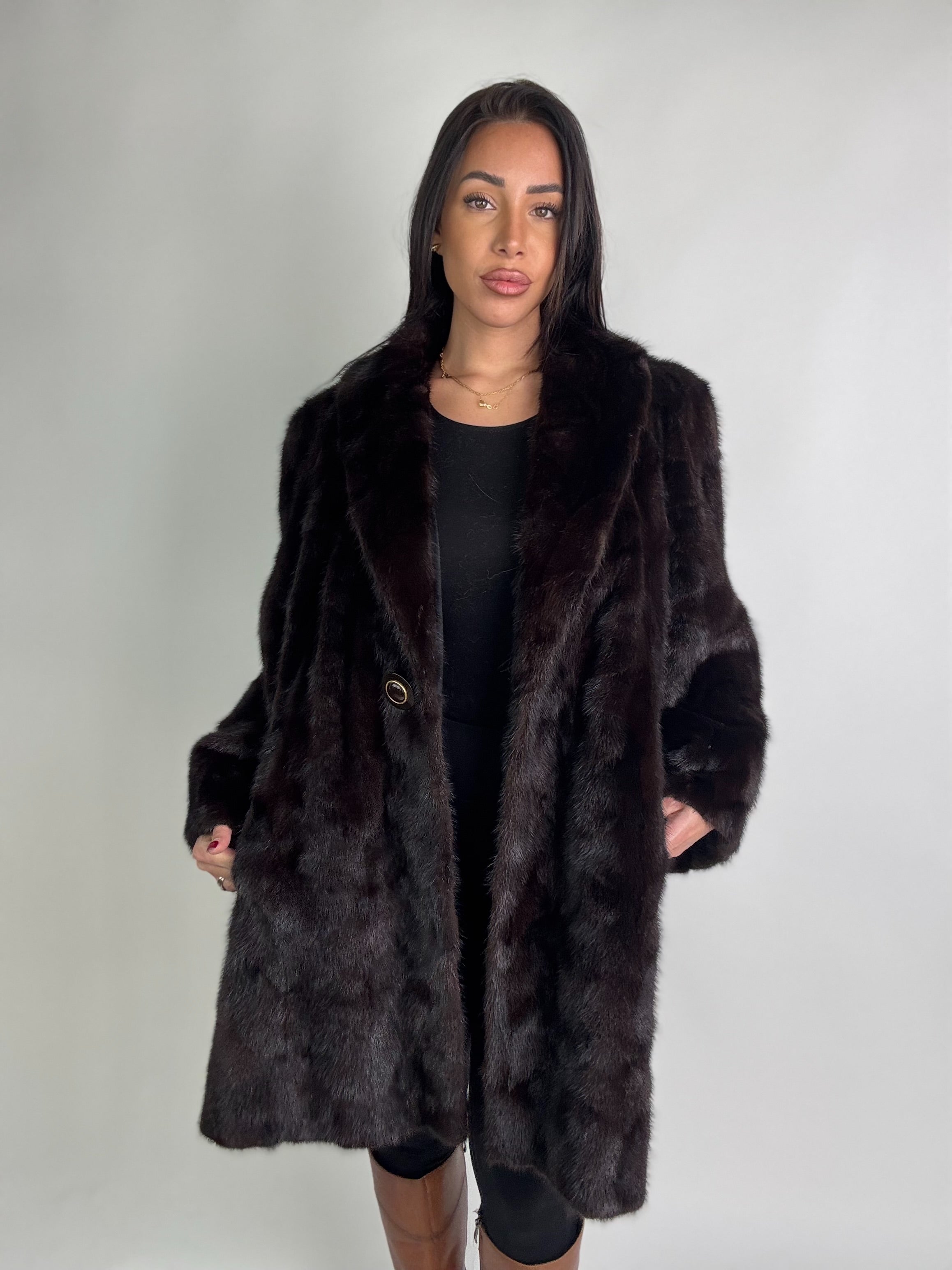 Cappotto in visone N412