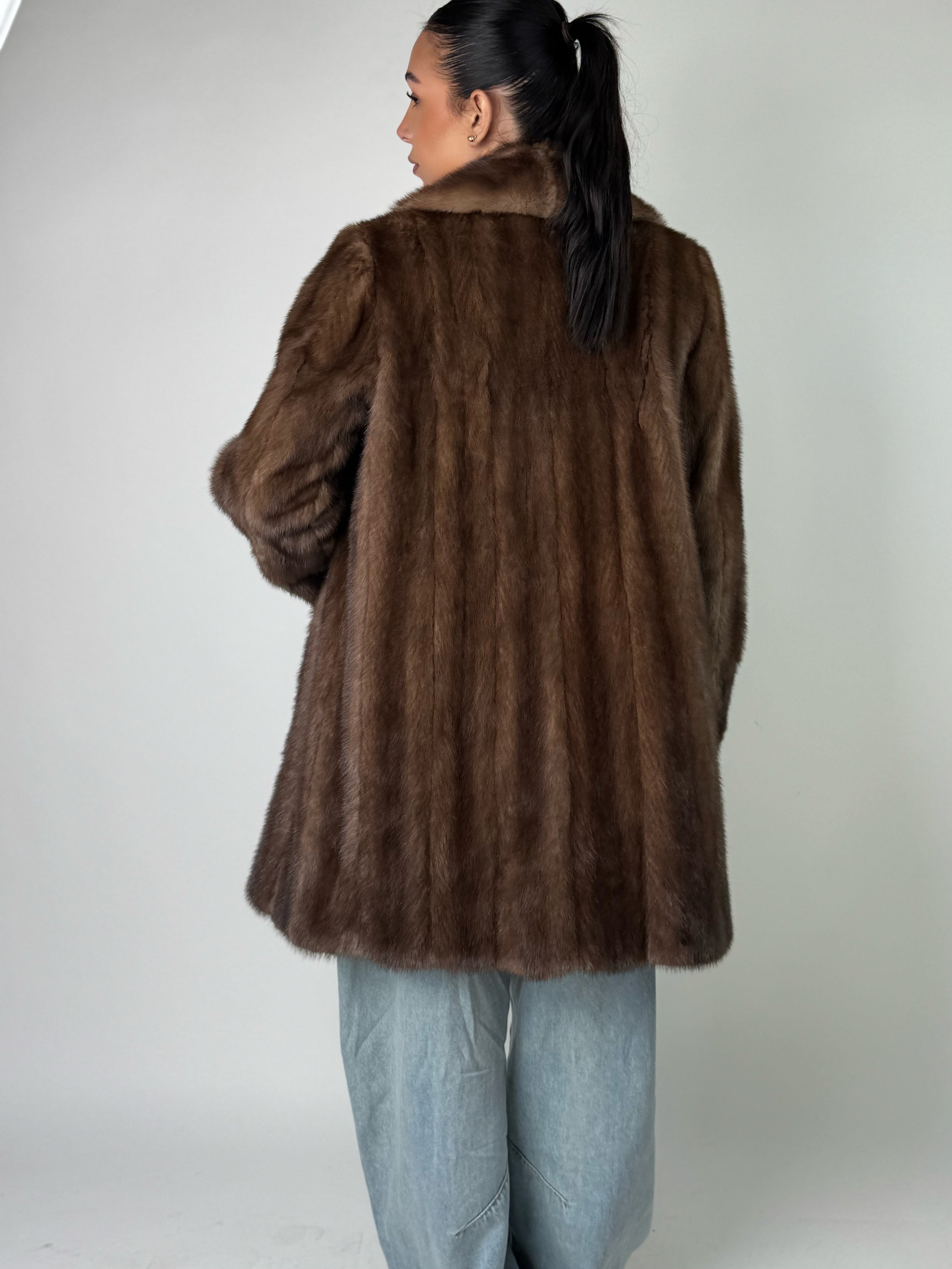 Cappotto in visone N574