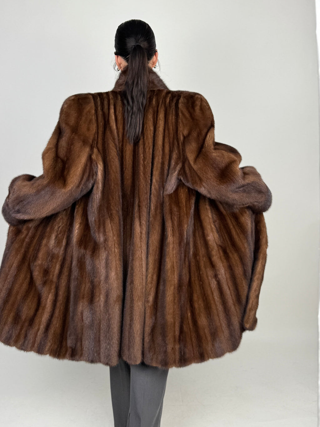 Cappotto in visone N604