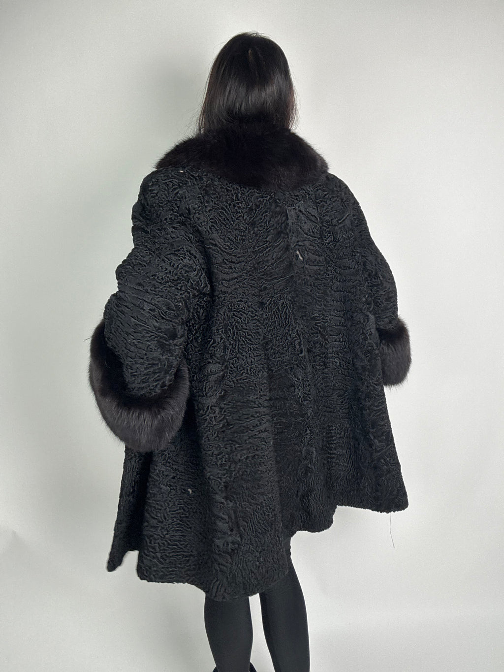 Cappotto in astrakan e volpe N50