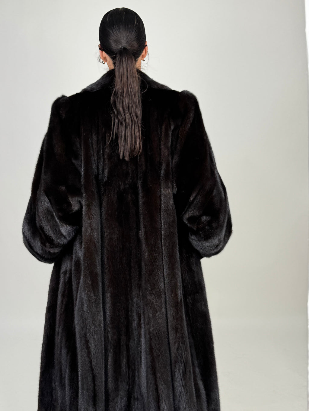 Cappotto in visone N641