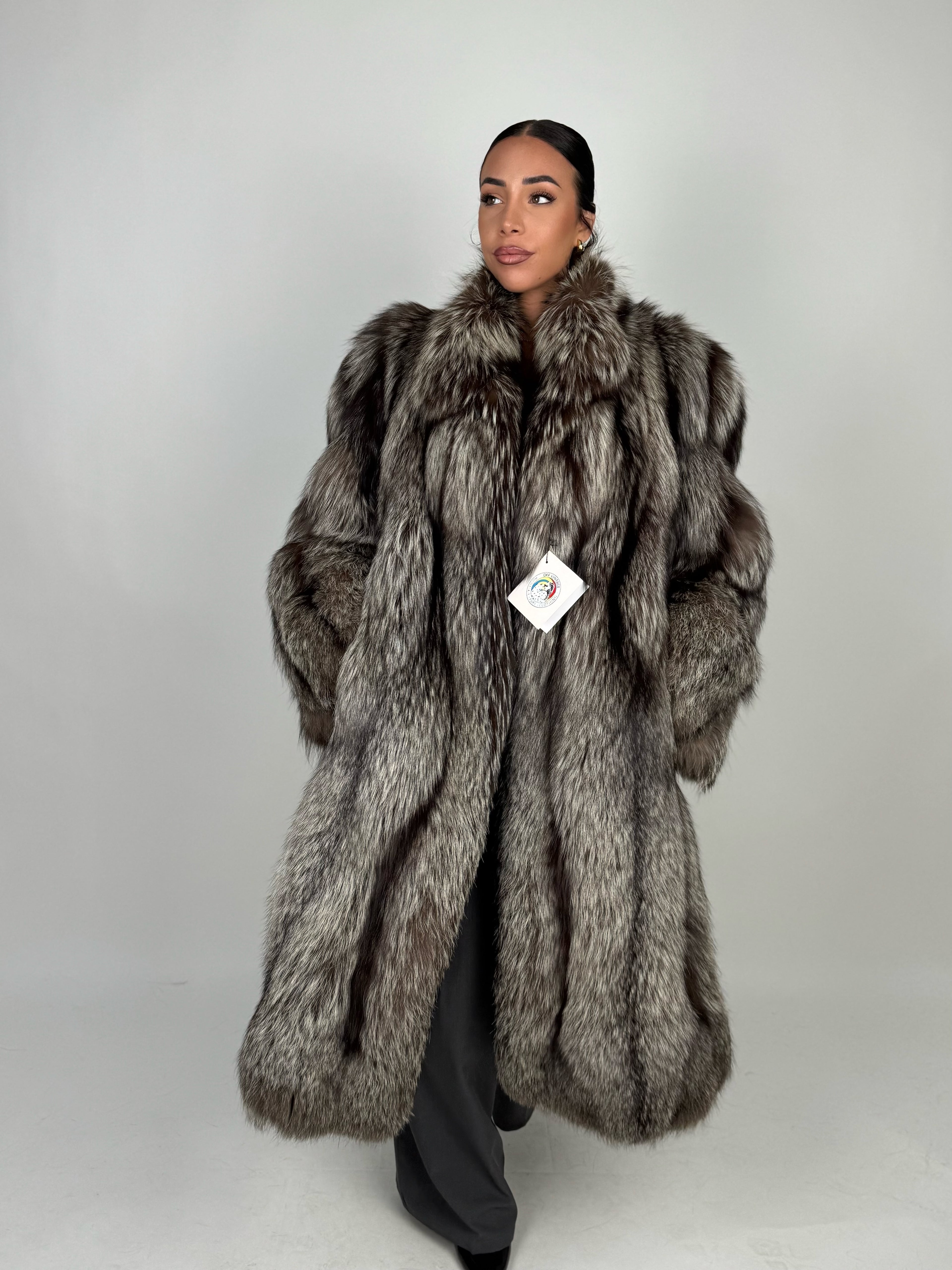 Cappotto in volpe argentata N449