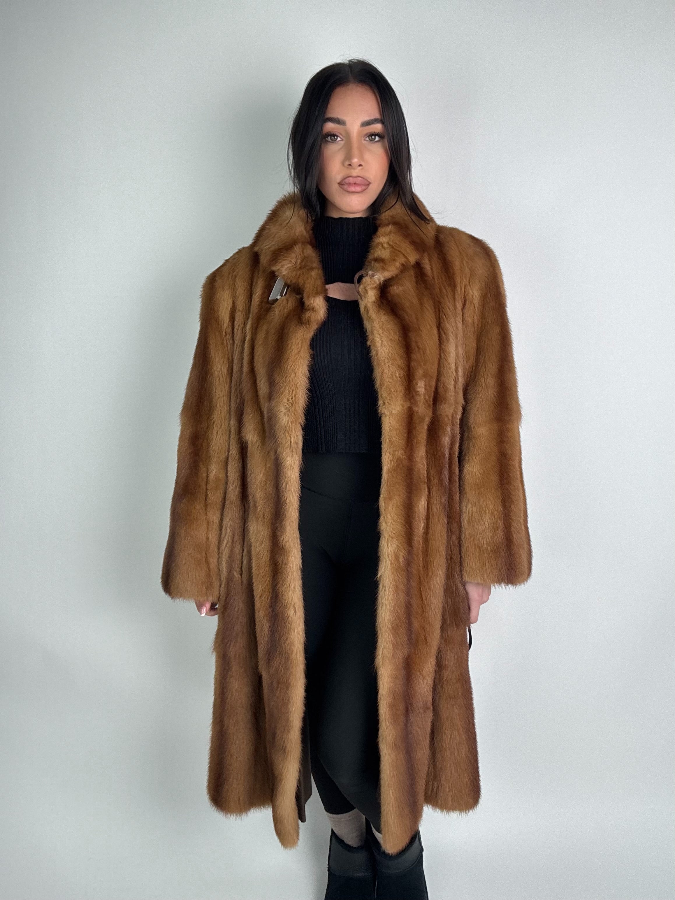 Cappotto in visone N473