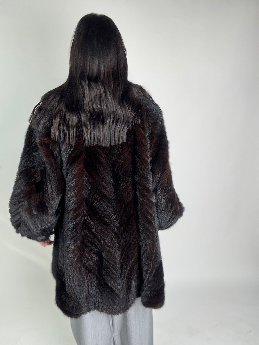 Cappotto in visone N576