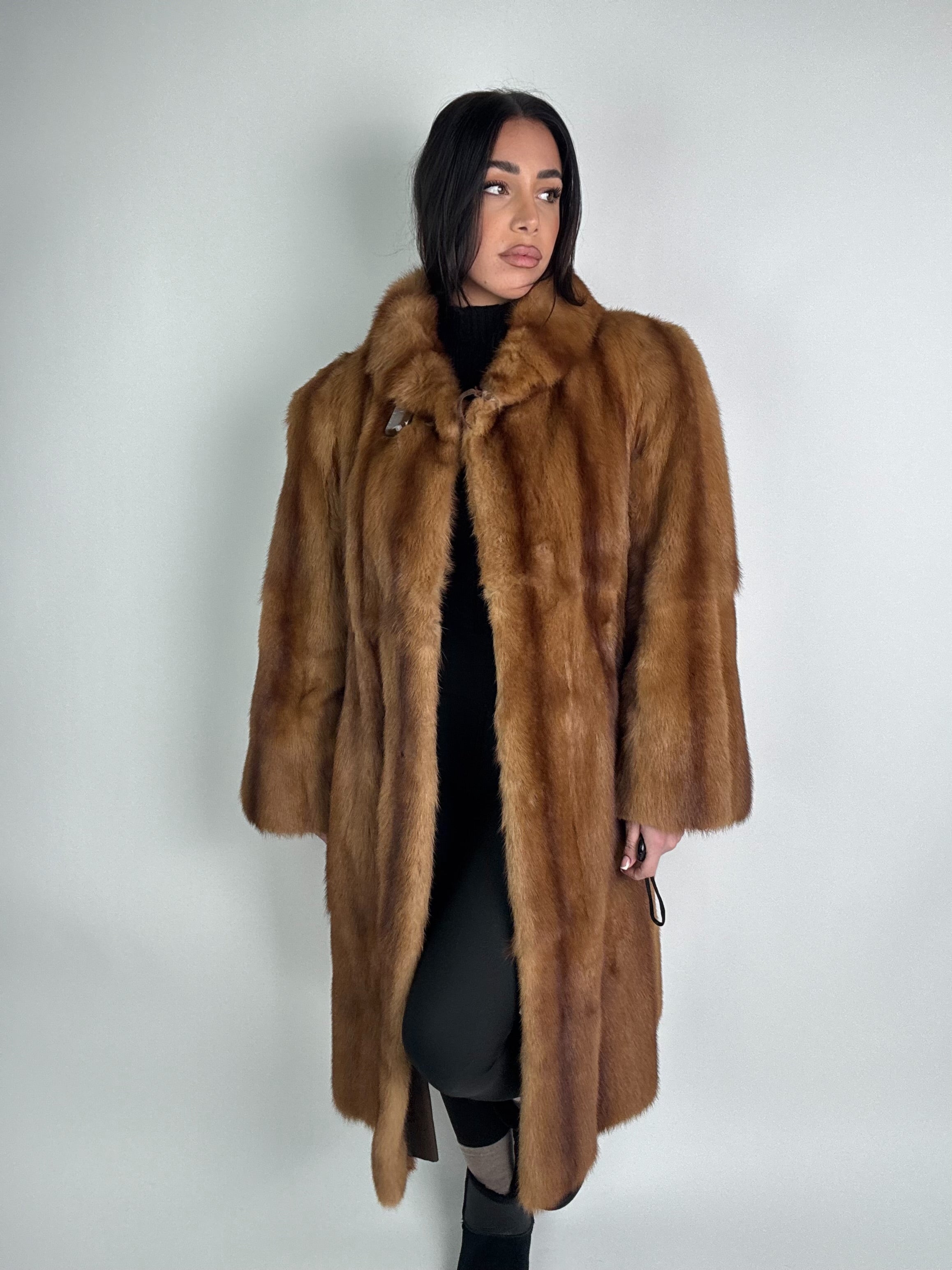 Cappotto in visone N473