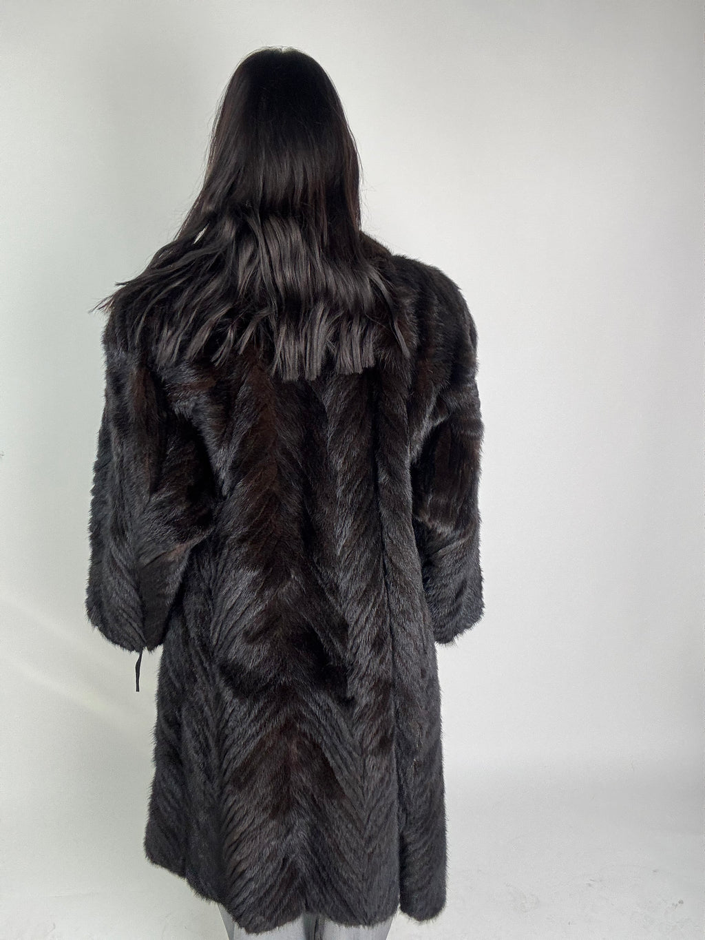 Cappotto in visone N577