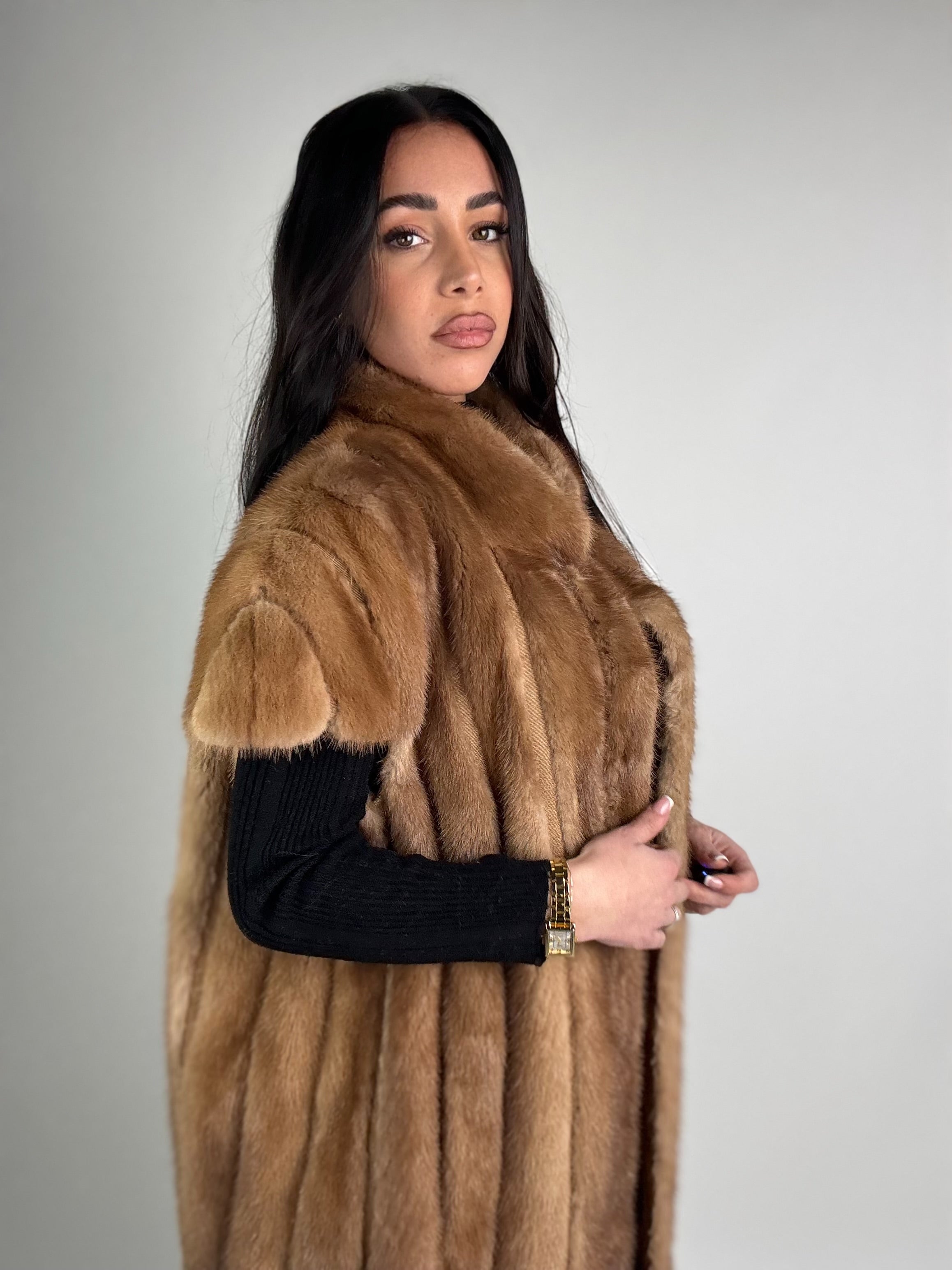 Smanicato in visone N334