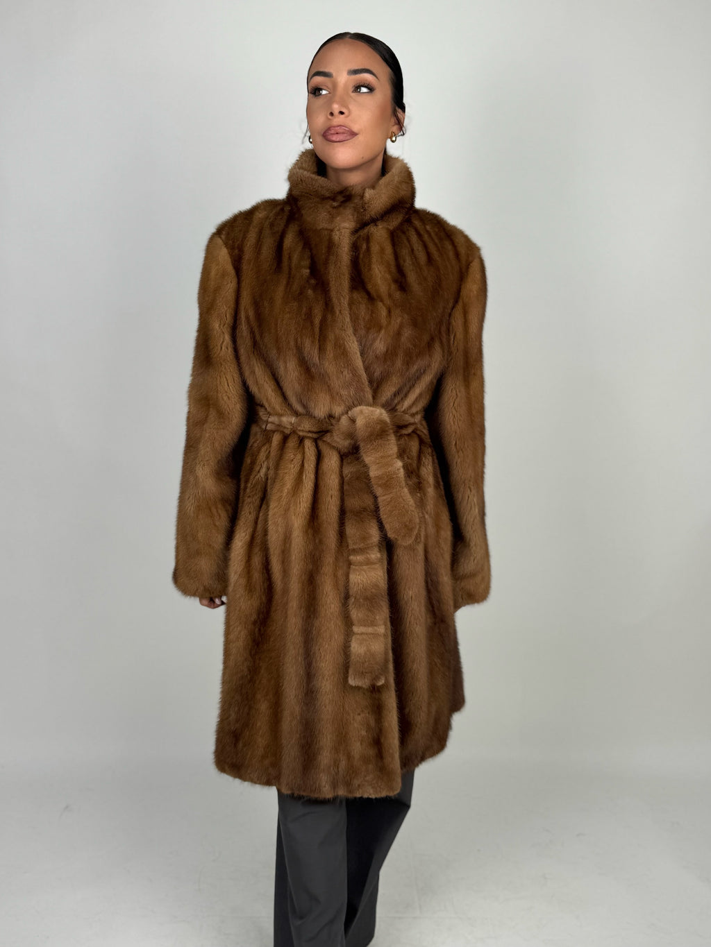 Cappotto in visone N634