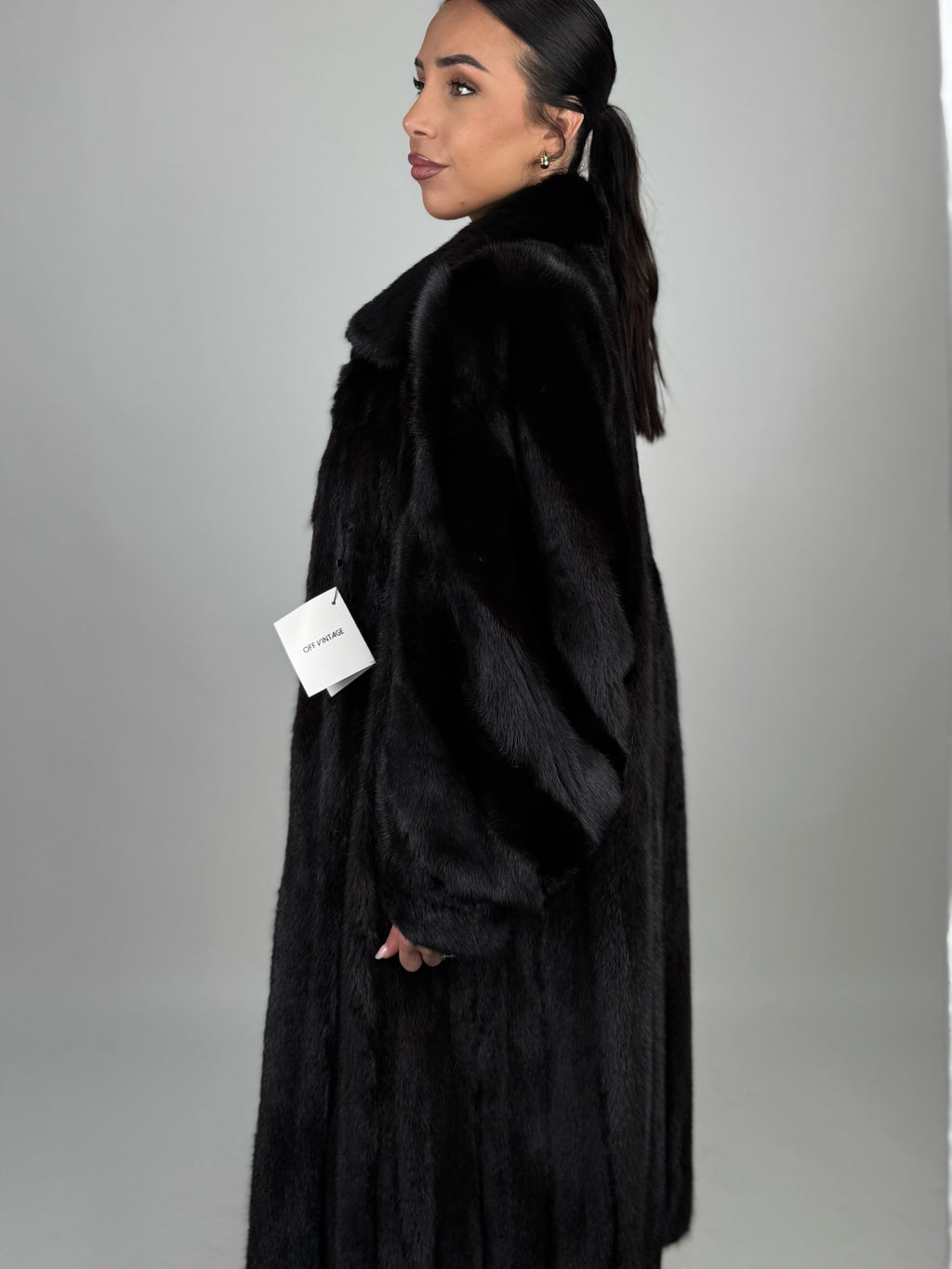 Cappotto in visone N641