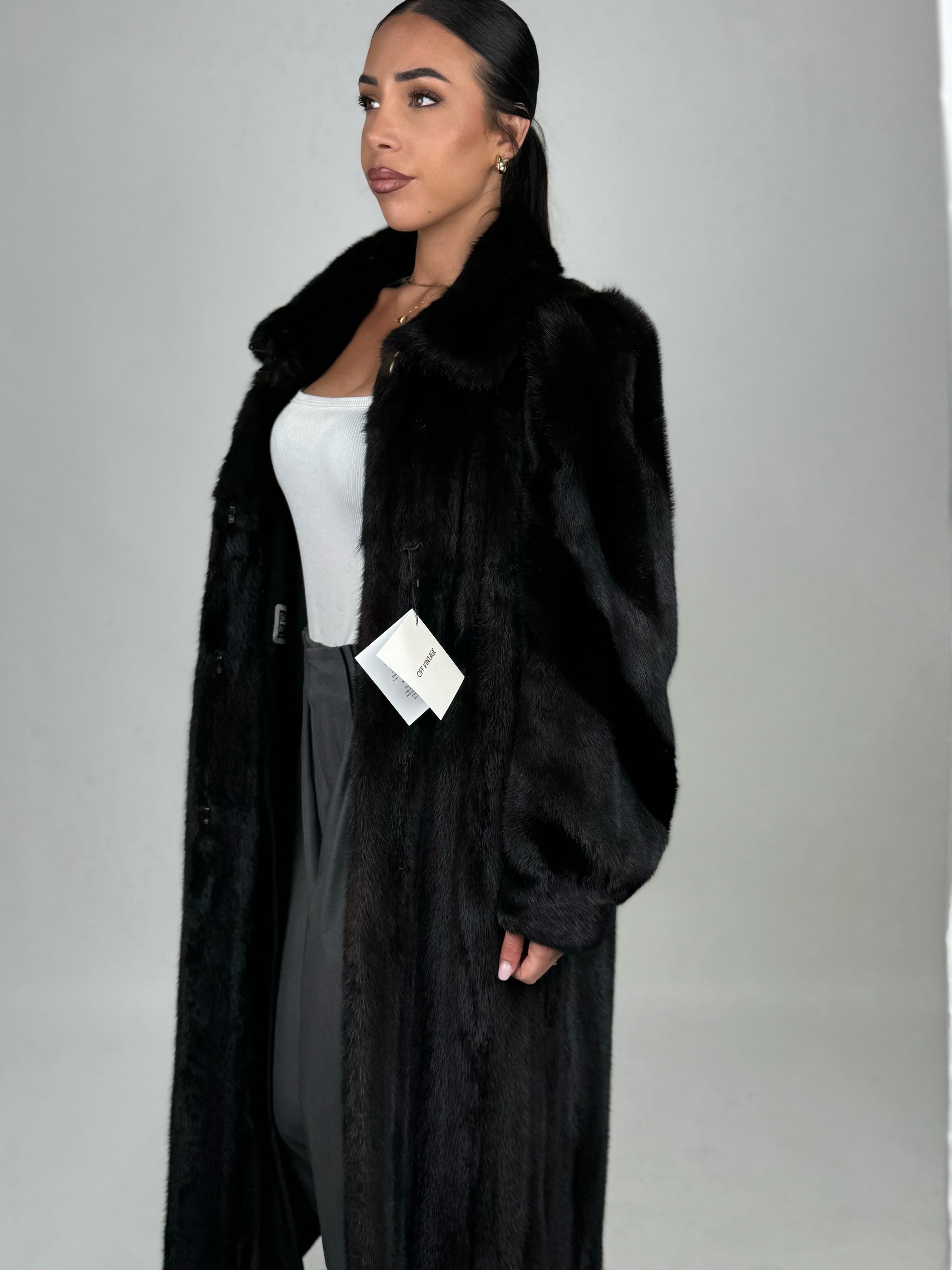Cappotto in visone N641