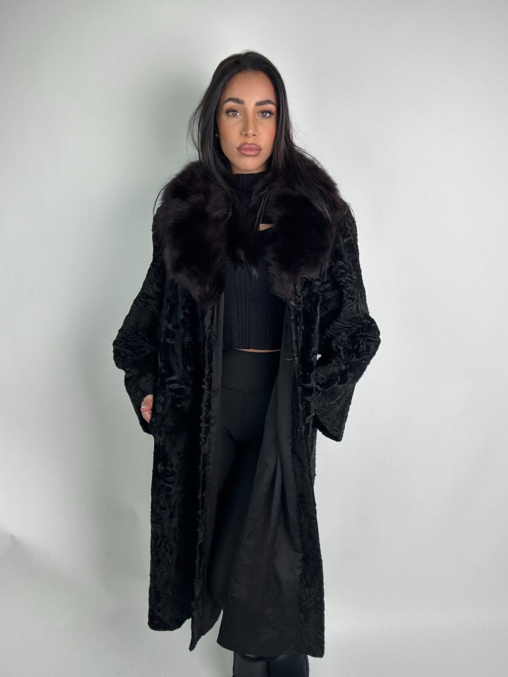 Cappotto in astrakan e volpe N49