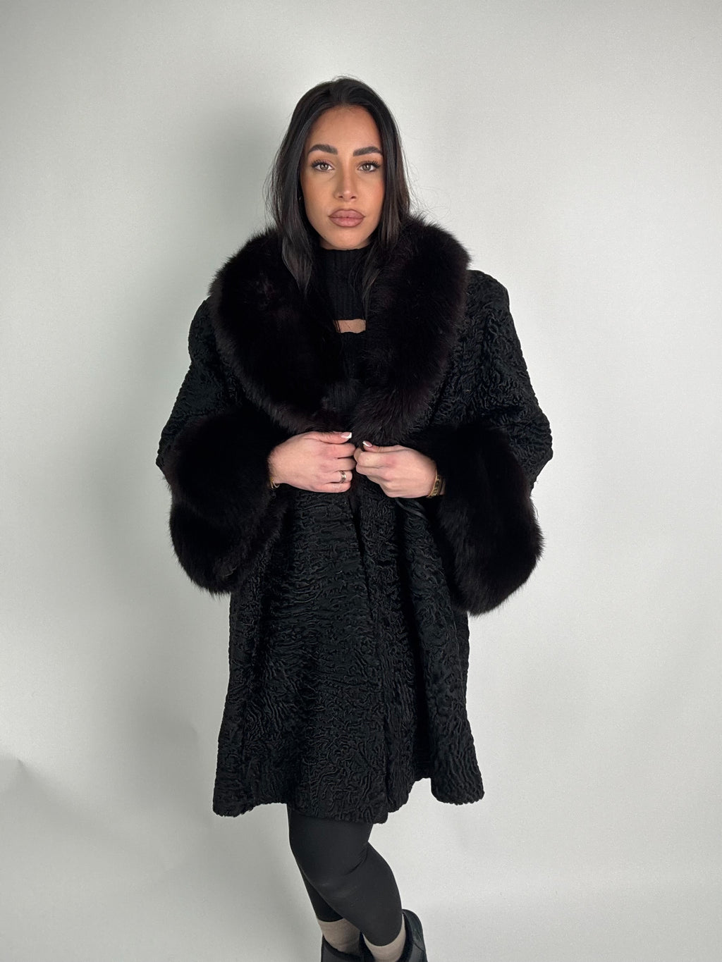 Cappotto in astrakan e volpe N50