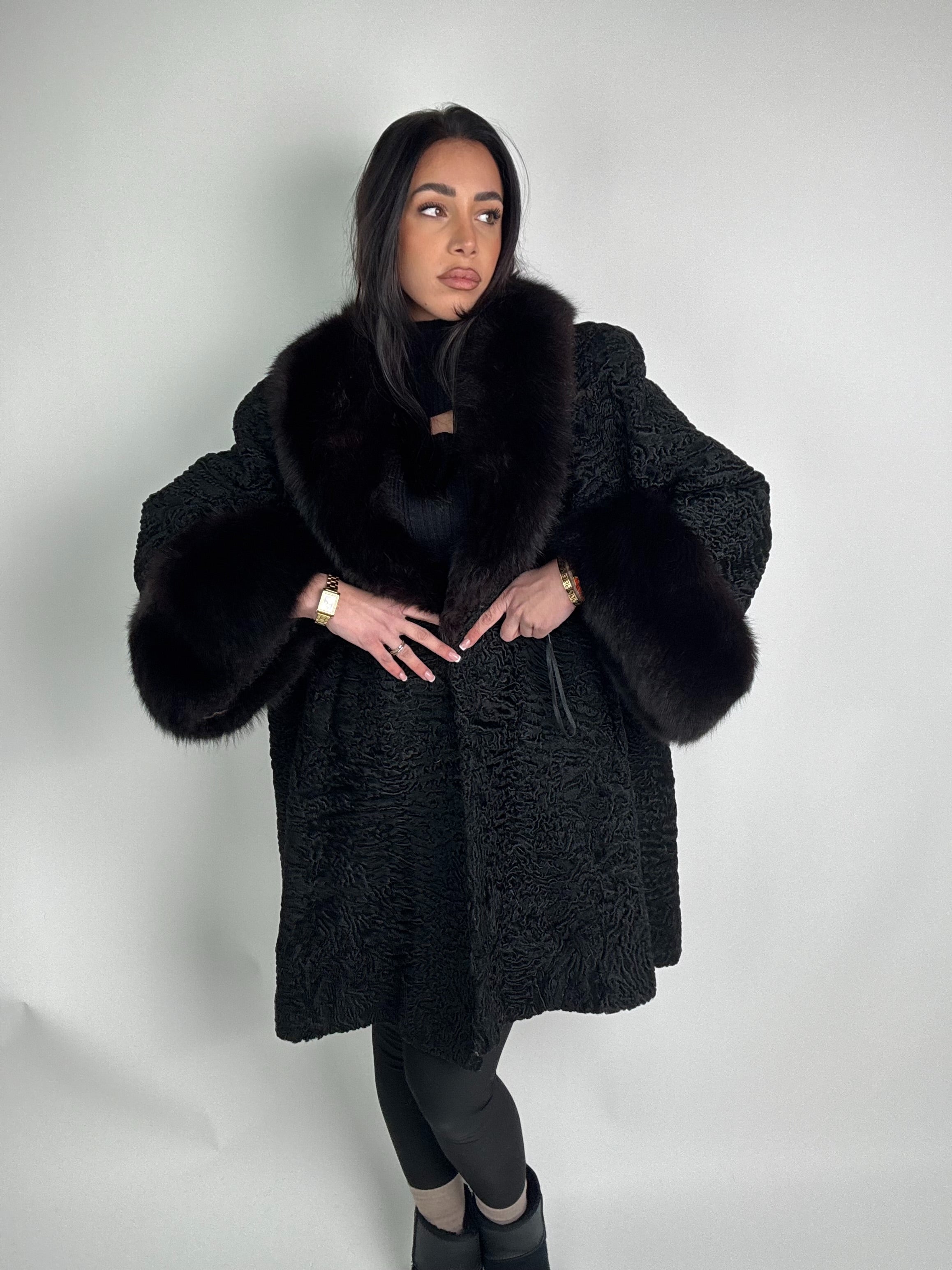 Cappotto in astrakan e volpe N50