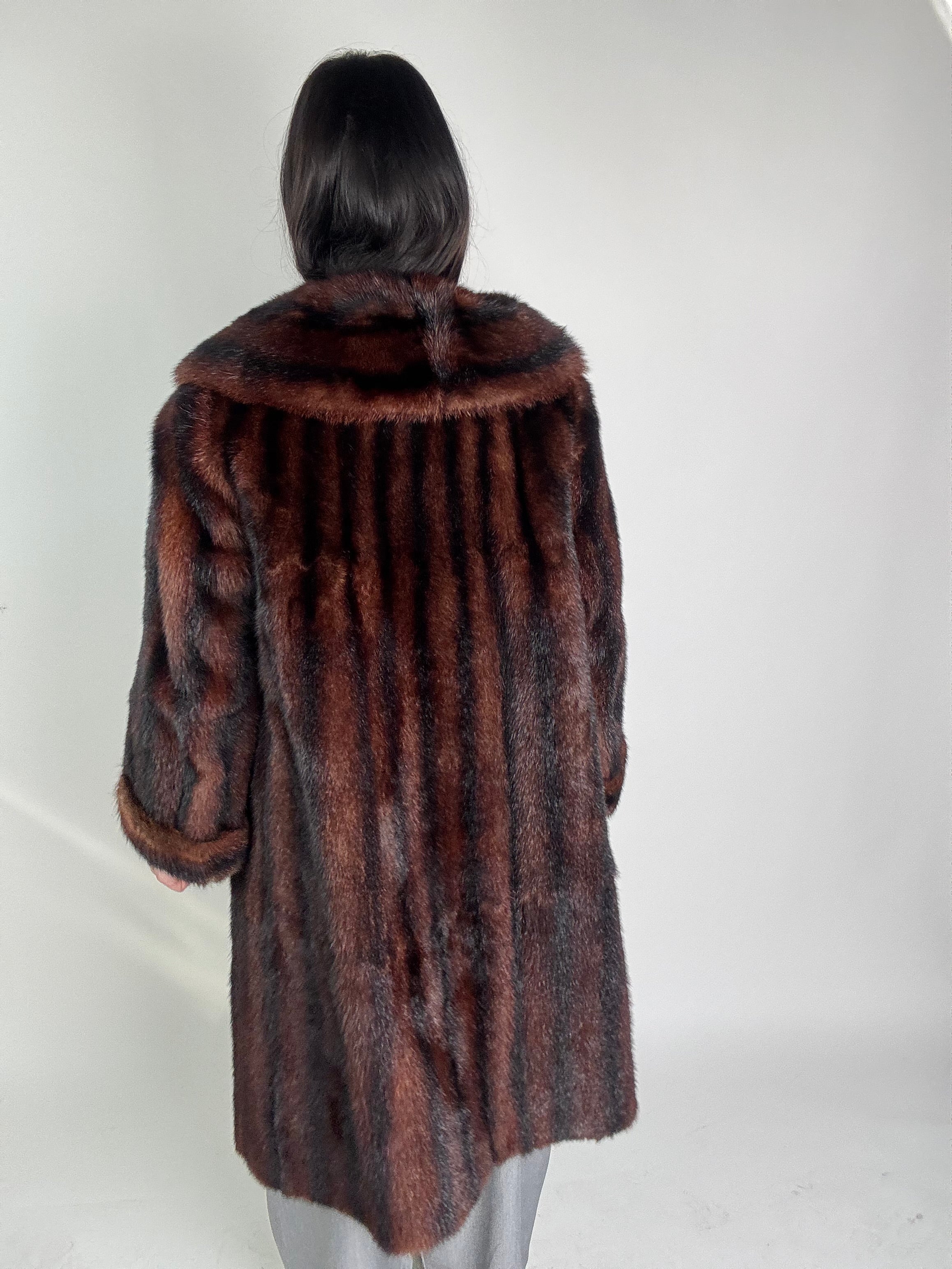 Cappotto in castoro N415