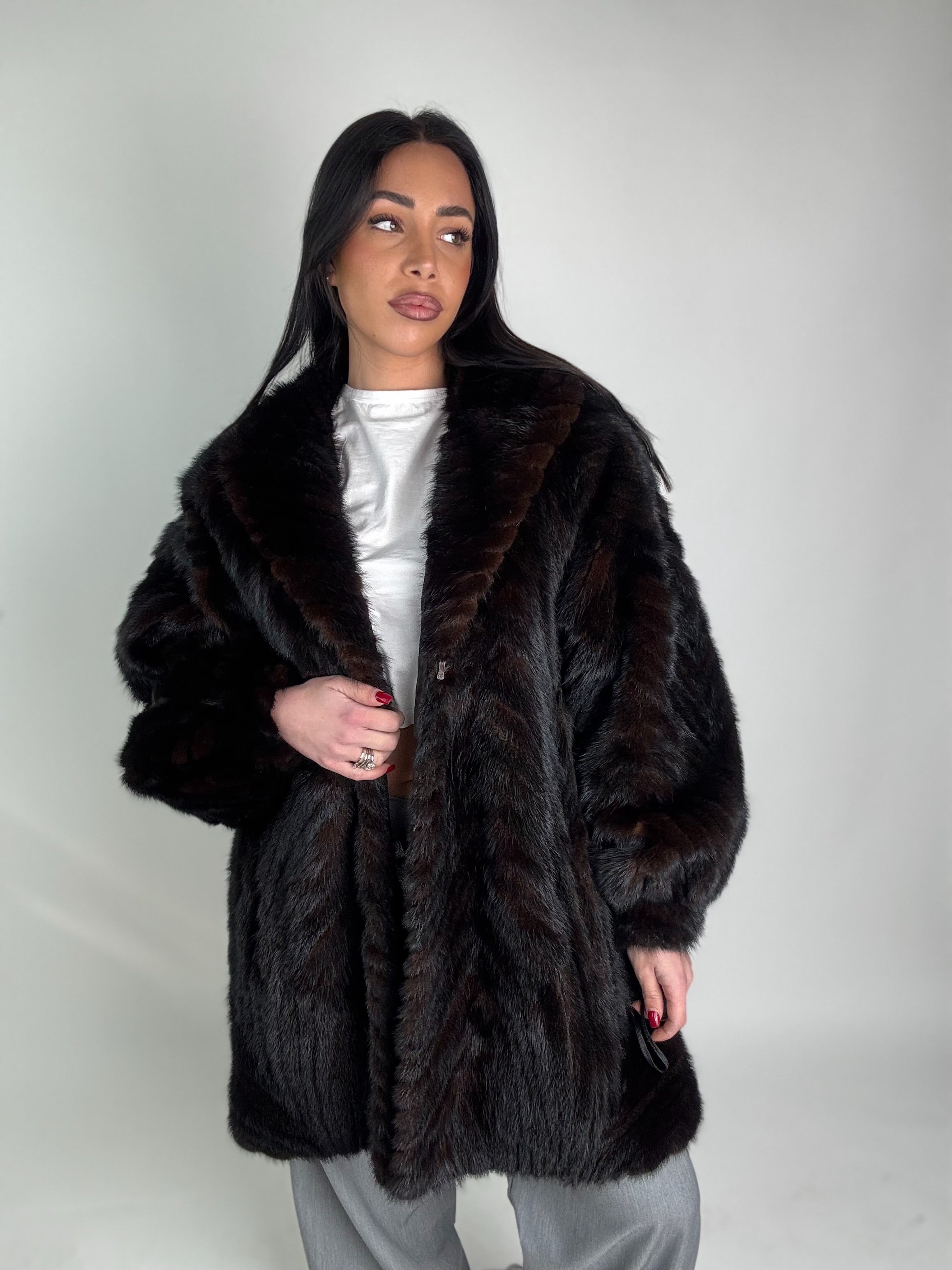 Cappotto in visone N576