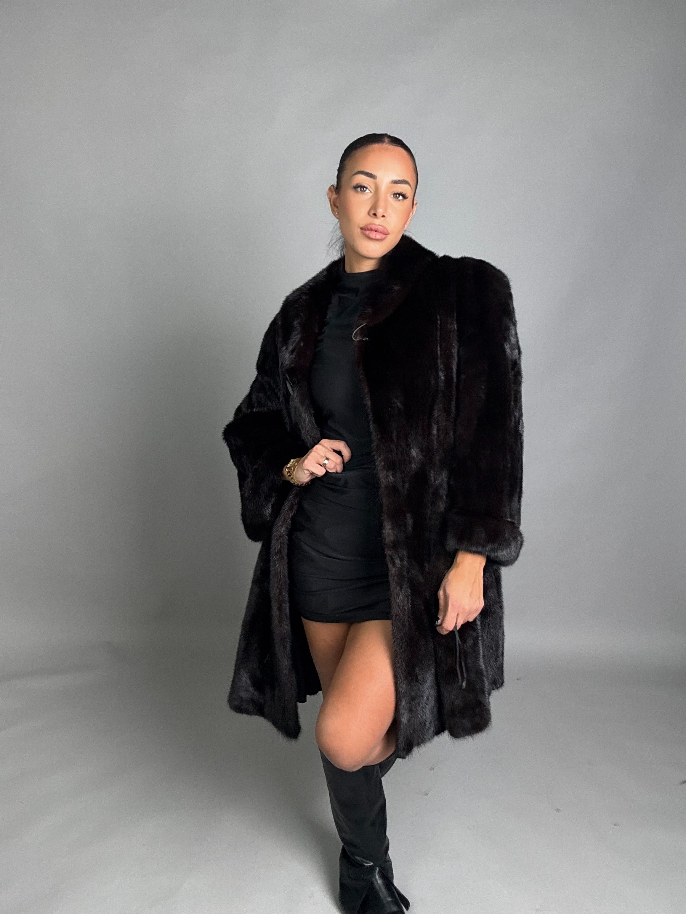 Cappotto in visone N352