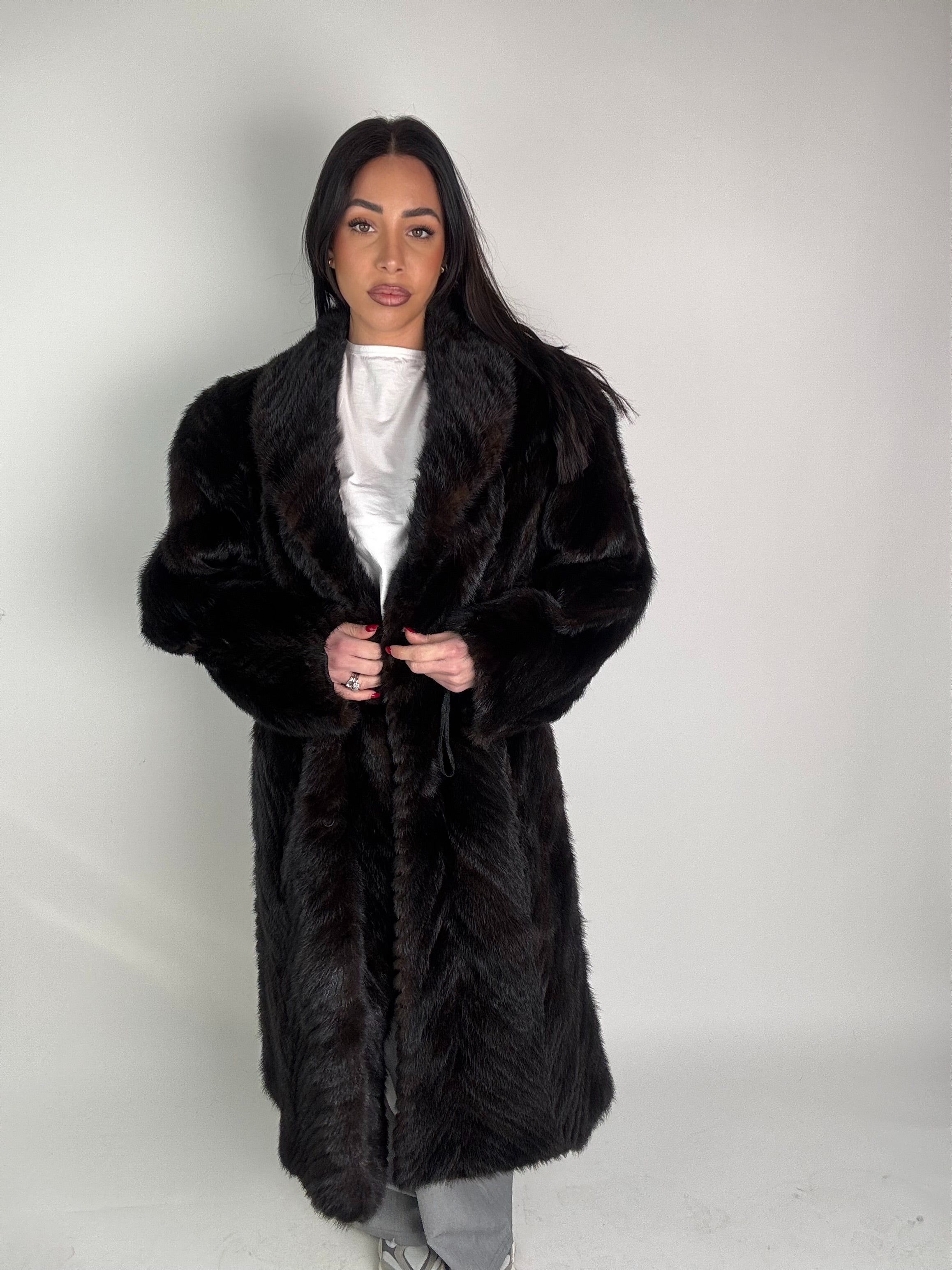 Cappotto in visone N577