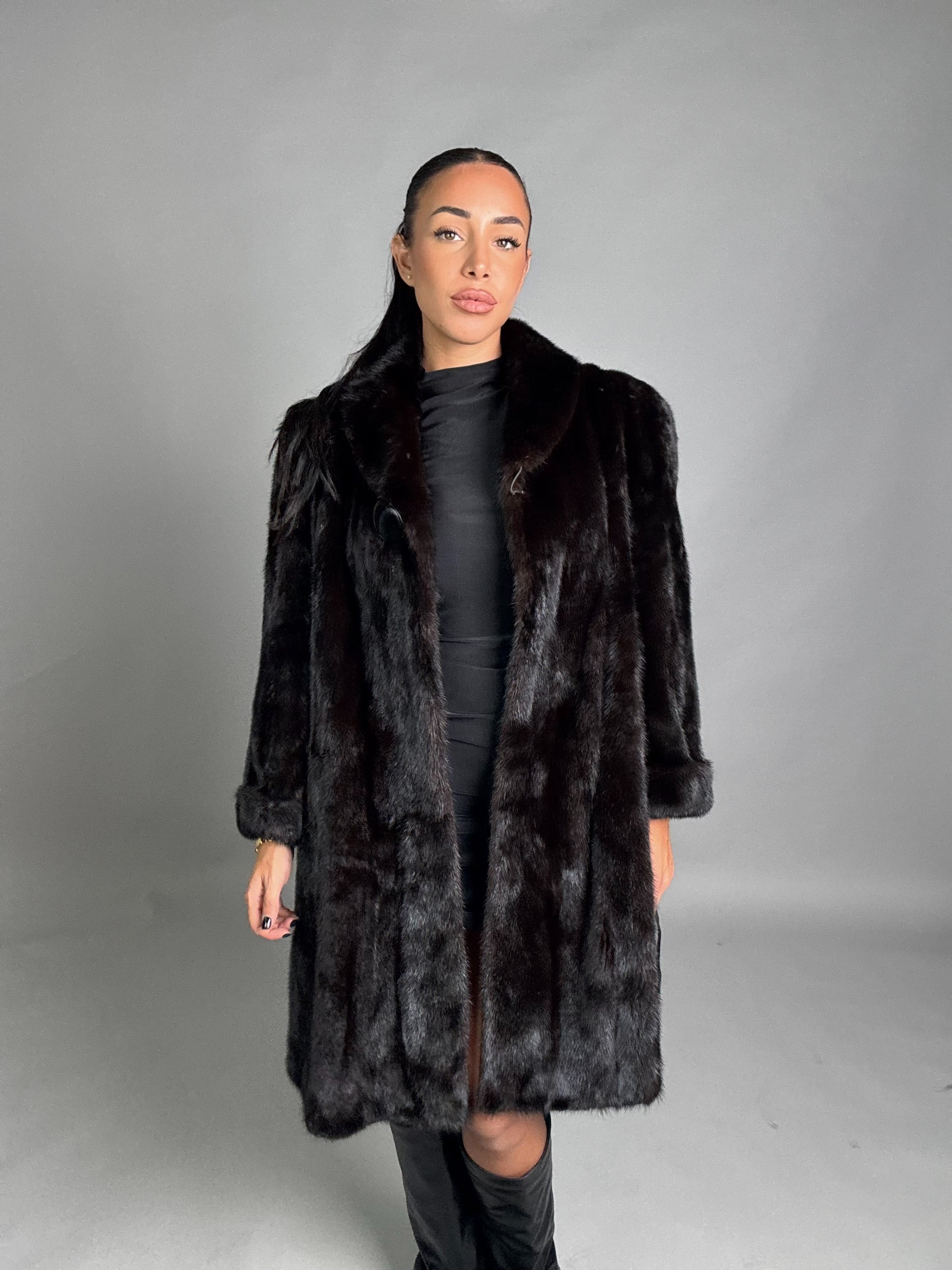 Cappotto in visone N352