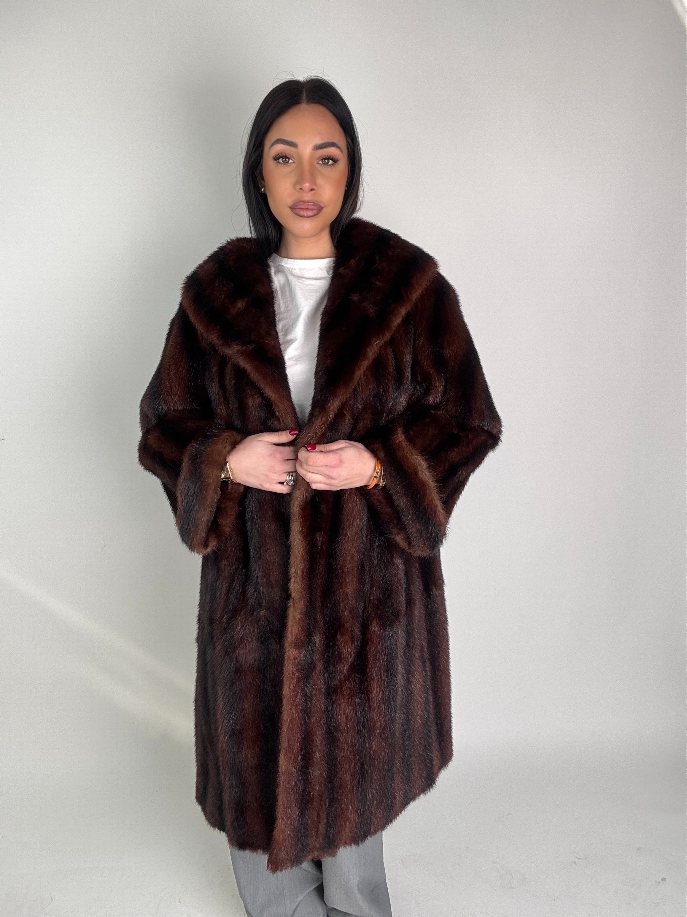 Cappotto in castoro N415