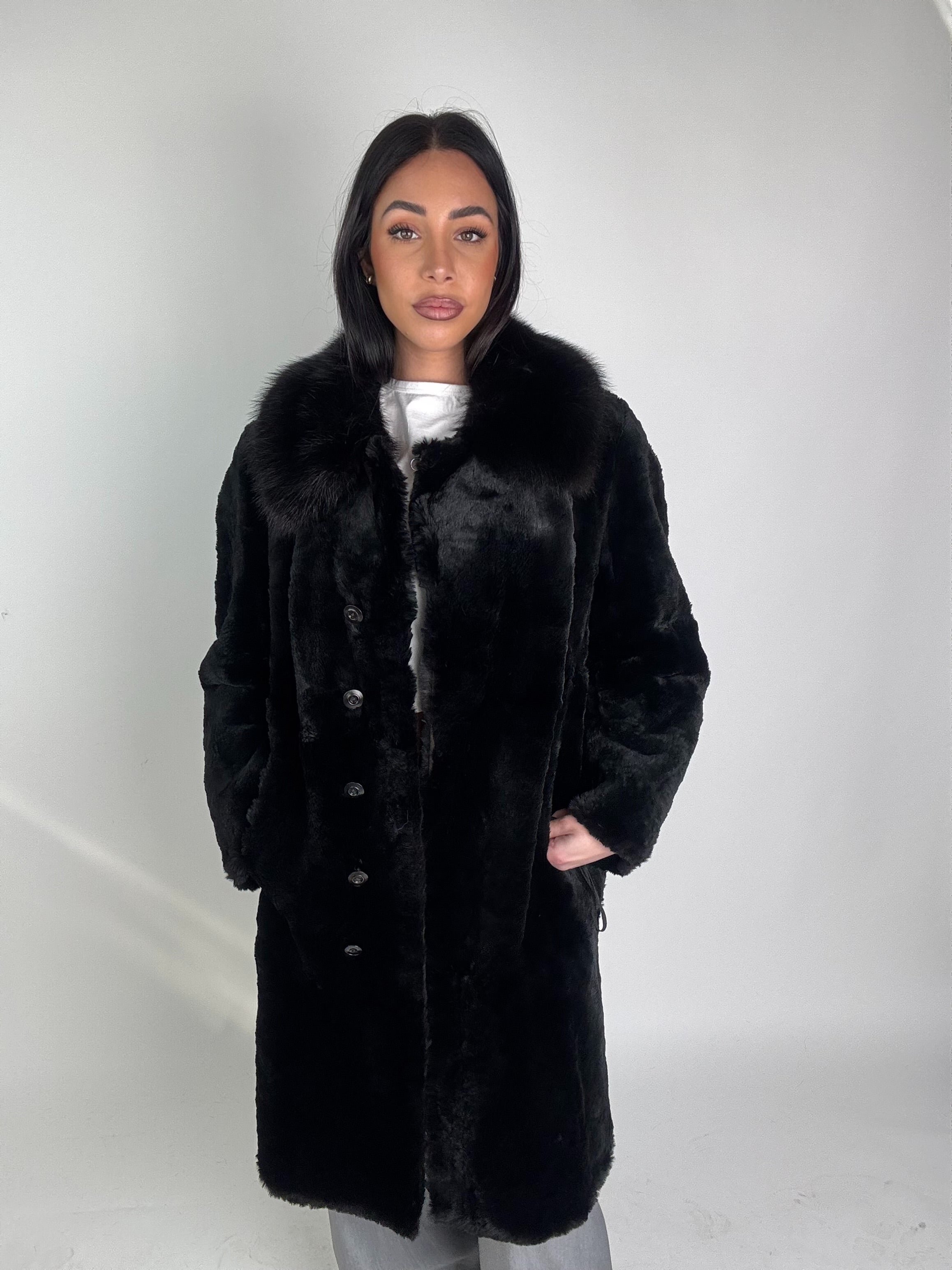 Cappotto in castoro rasato N416