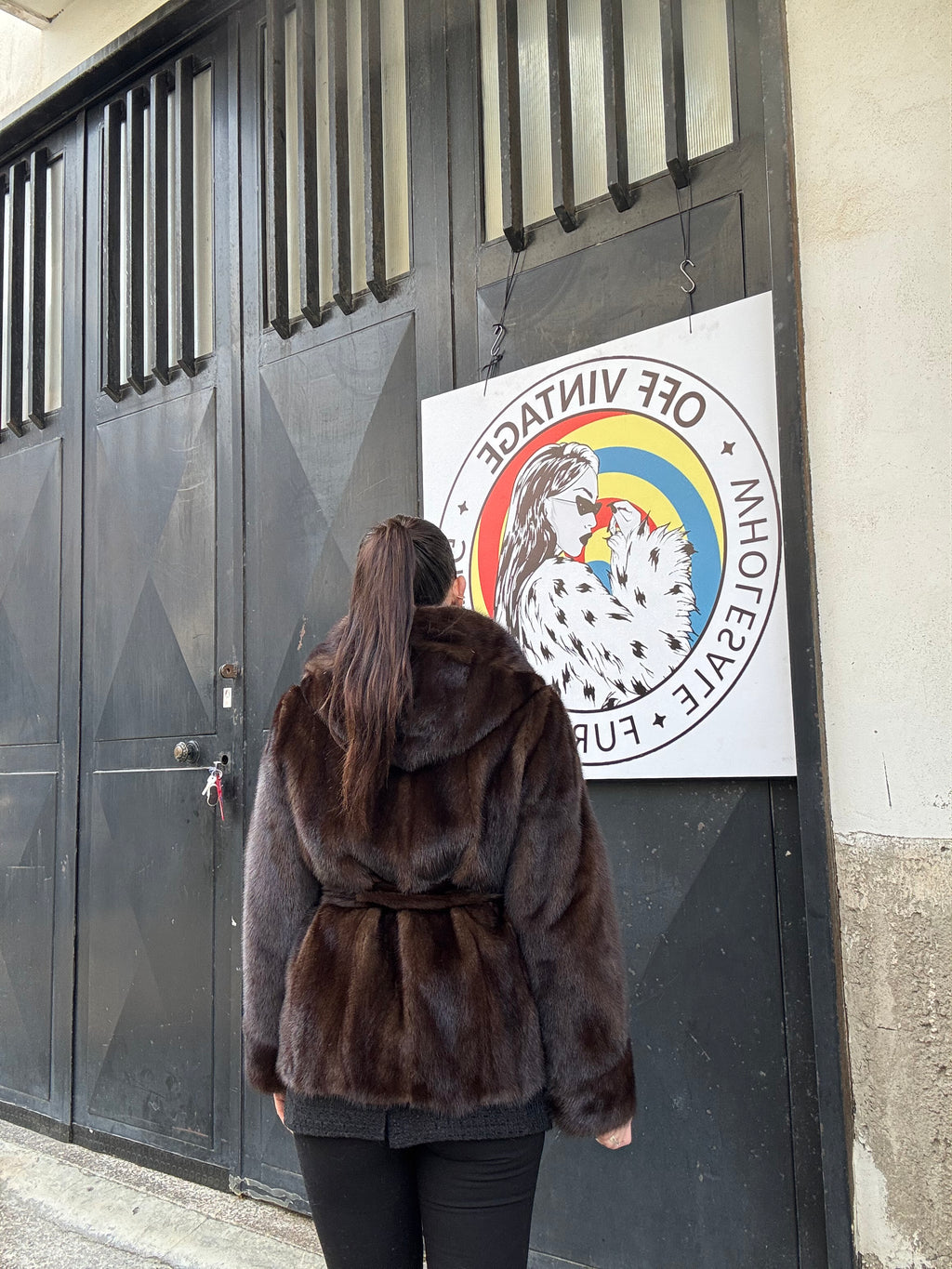 Giacca in visone cintura e cappuccio