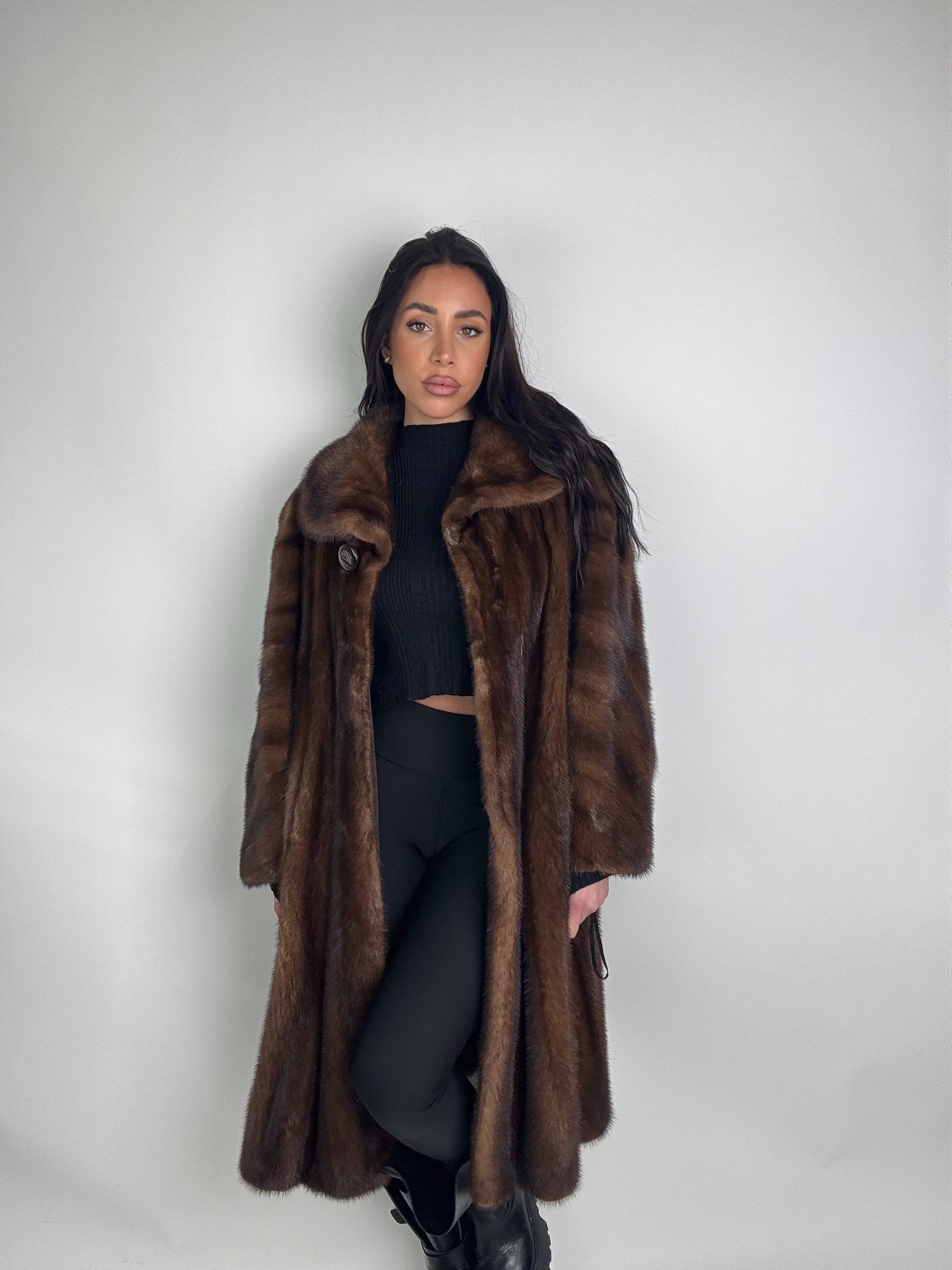 Cappotto in visone N474