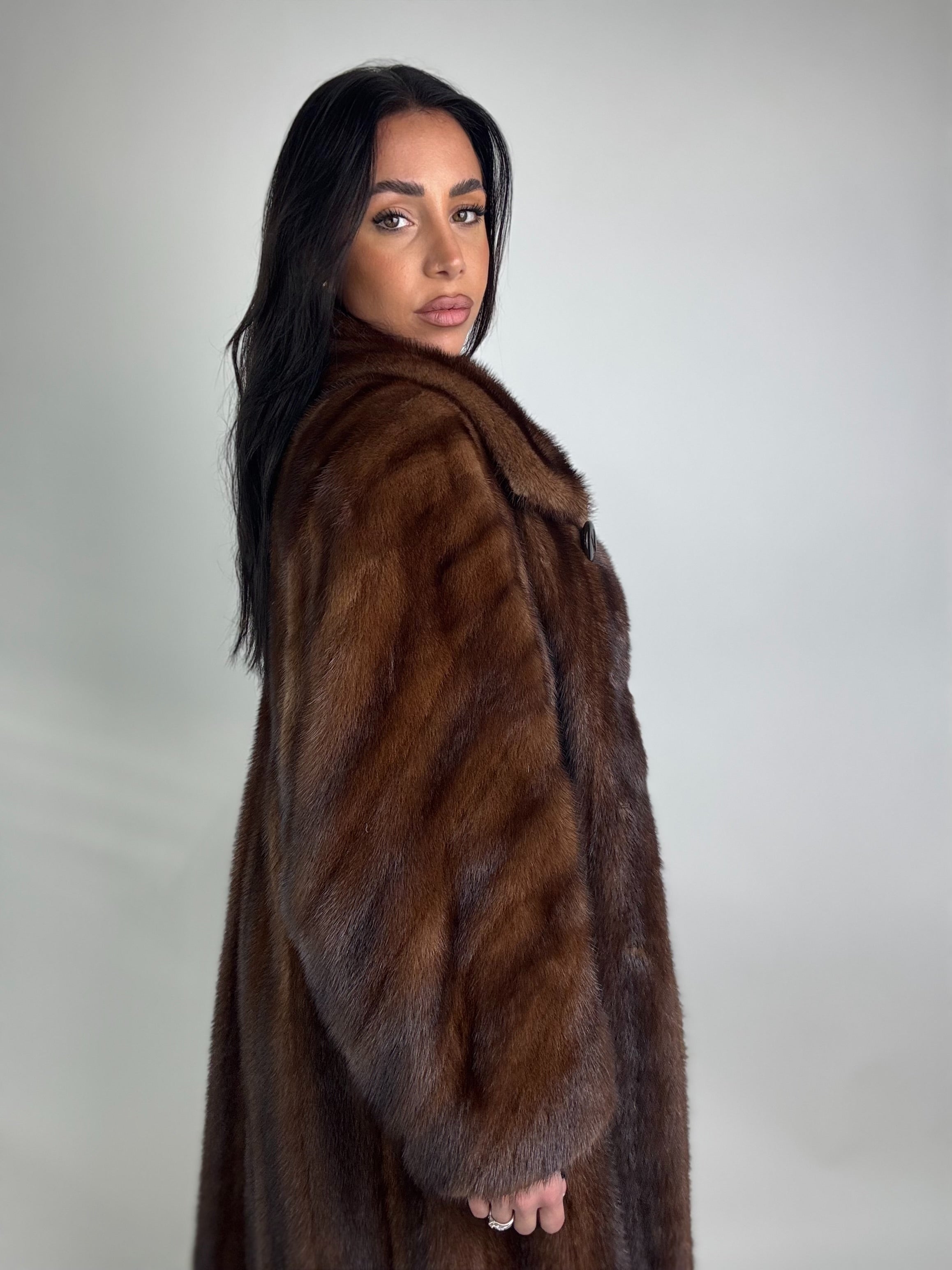 Cappotto in visone N474