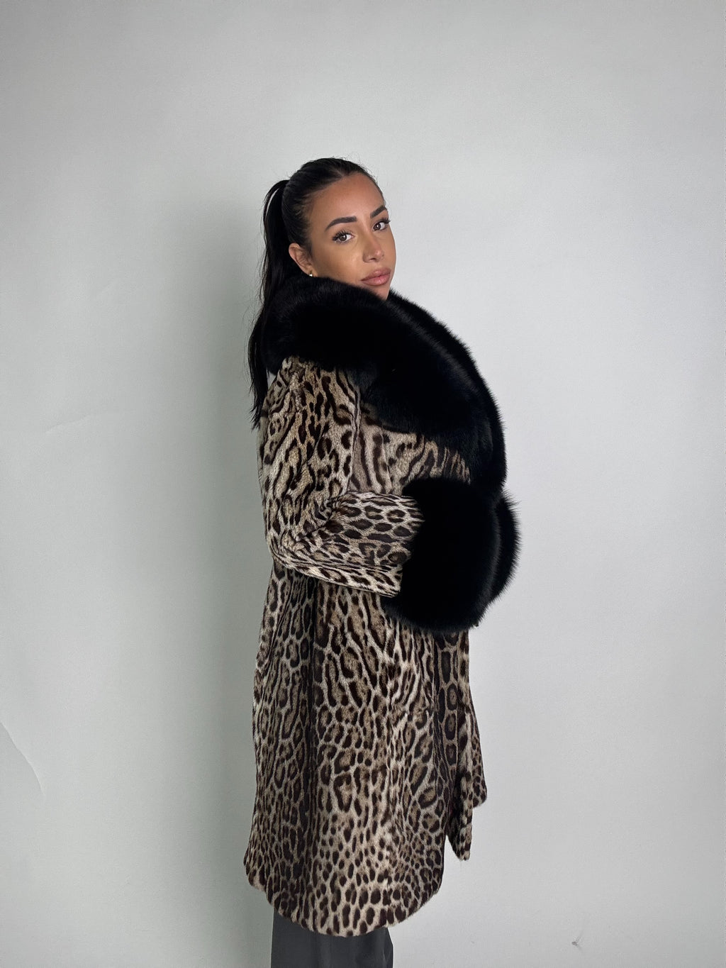 Cappotto in leopardo e volpe N30
