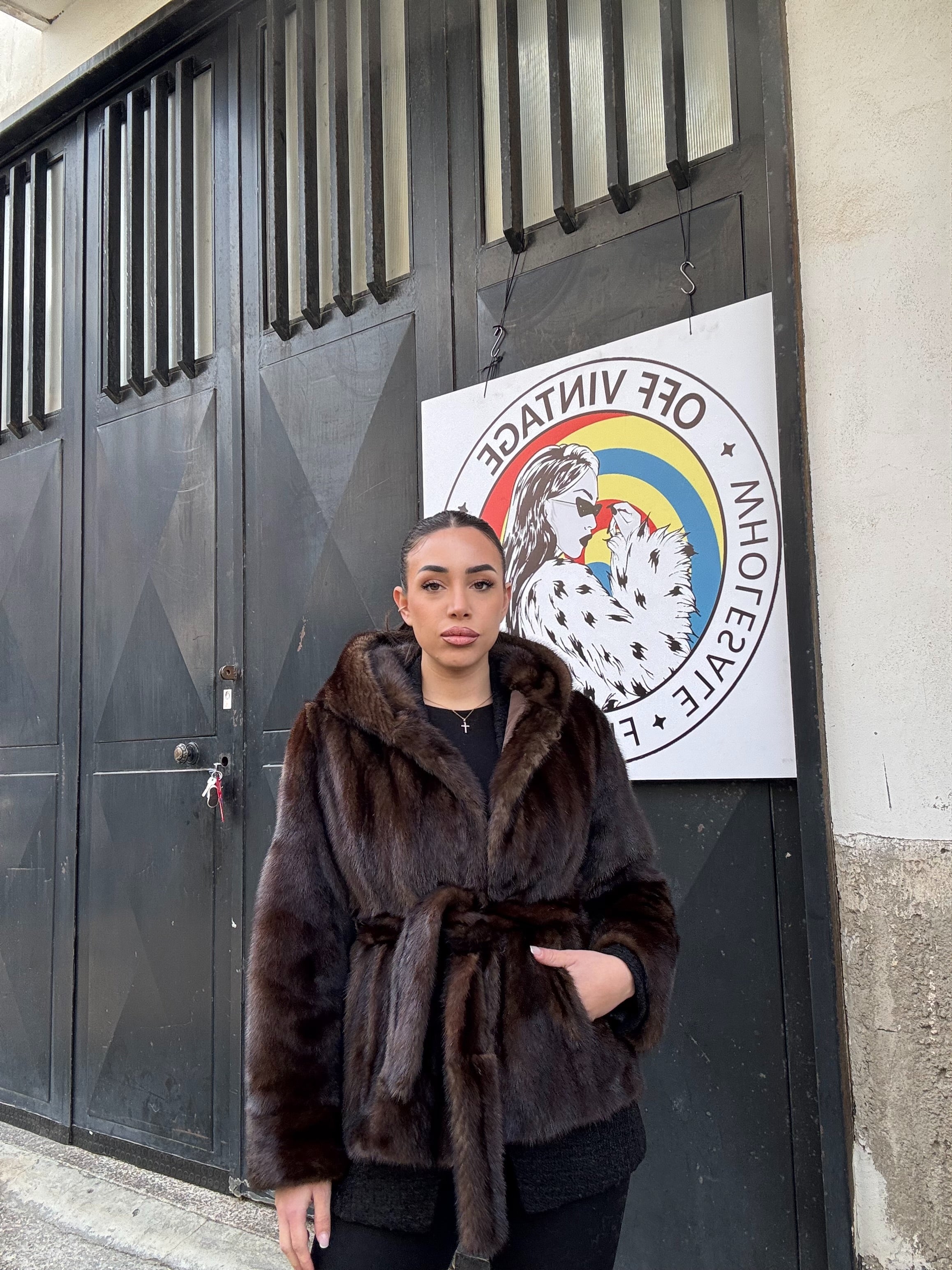 Giacca in visone cintura e cappuccio