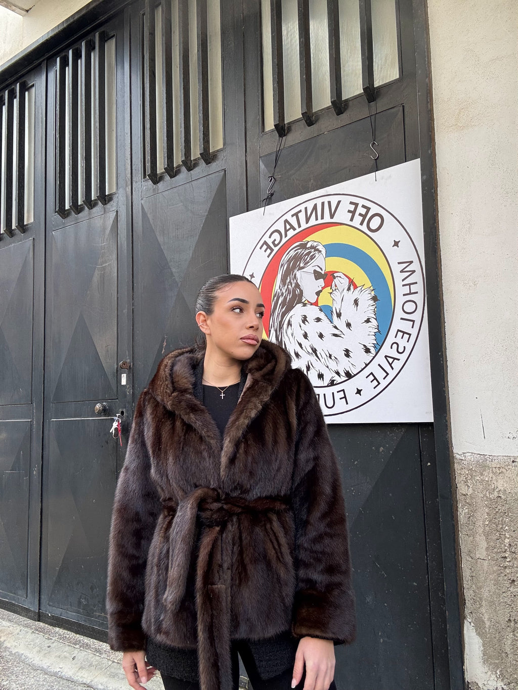 Giacca in visone cintura e cappuccio