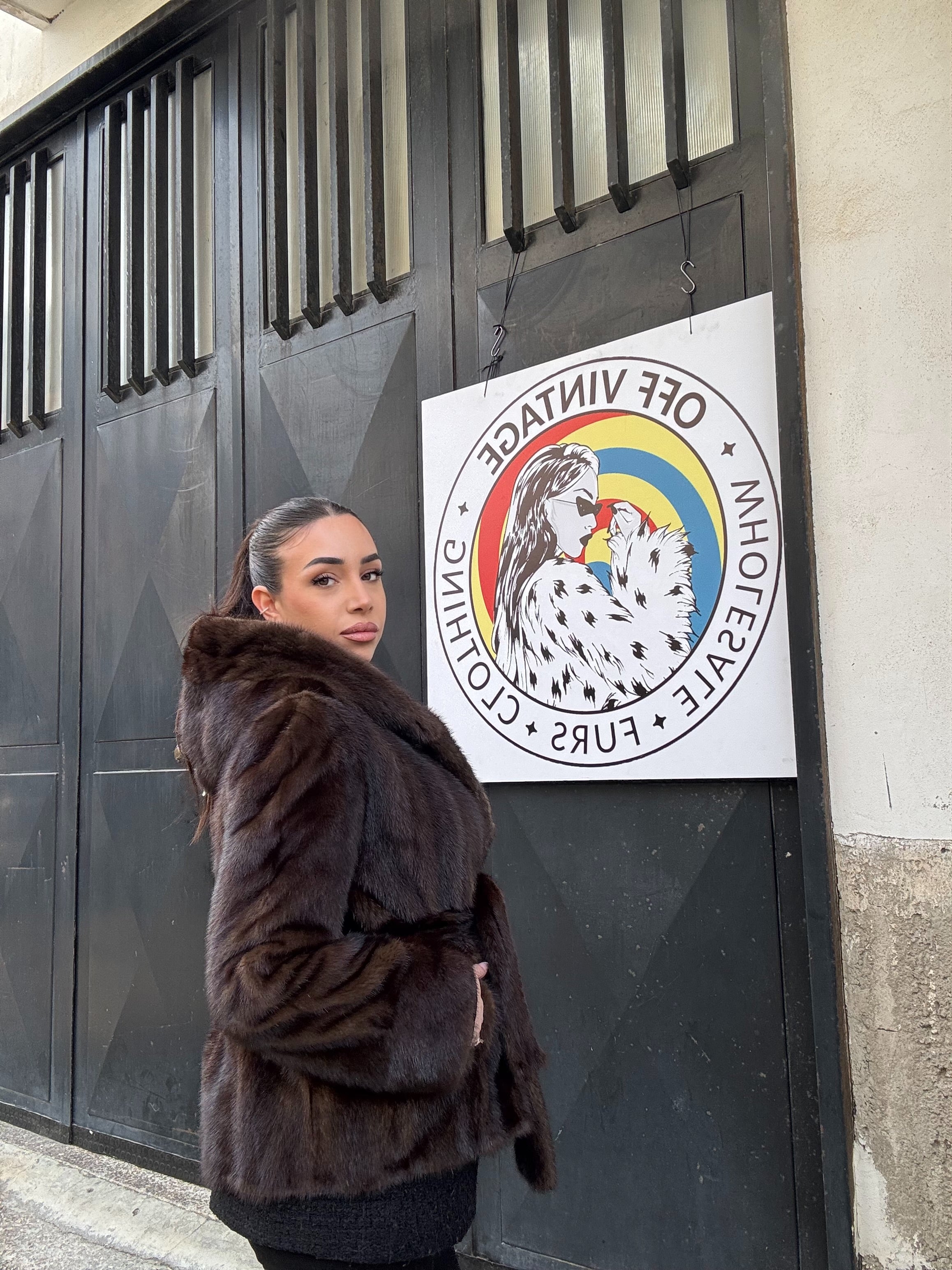 Giacca in visone cintura e cappuccio