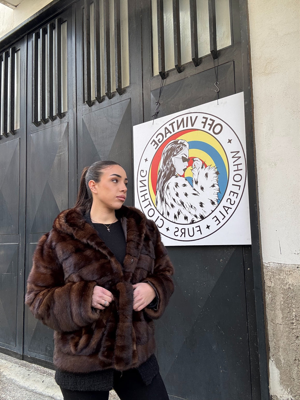 Giacca in visone cintura e cappuccio