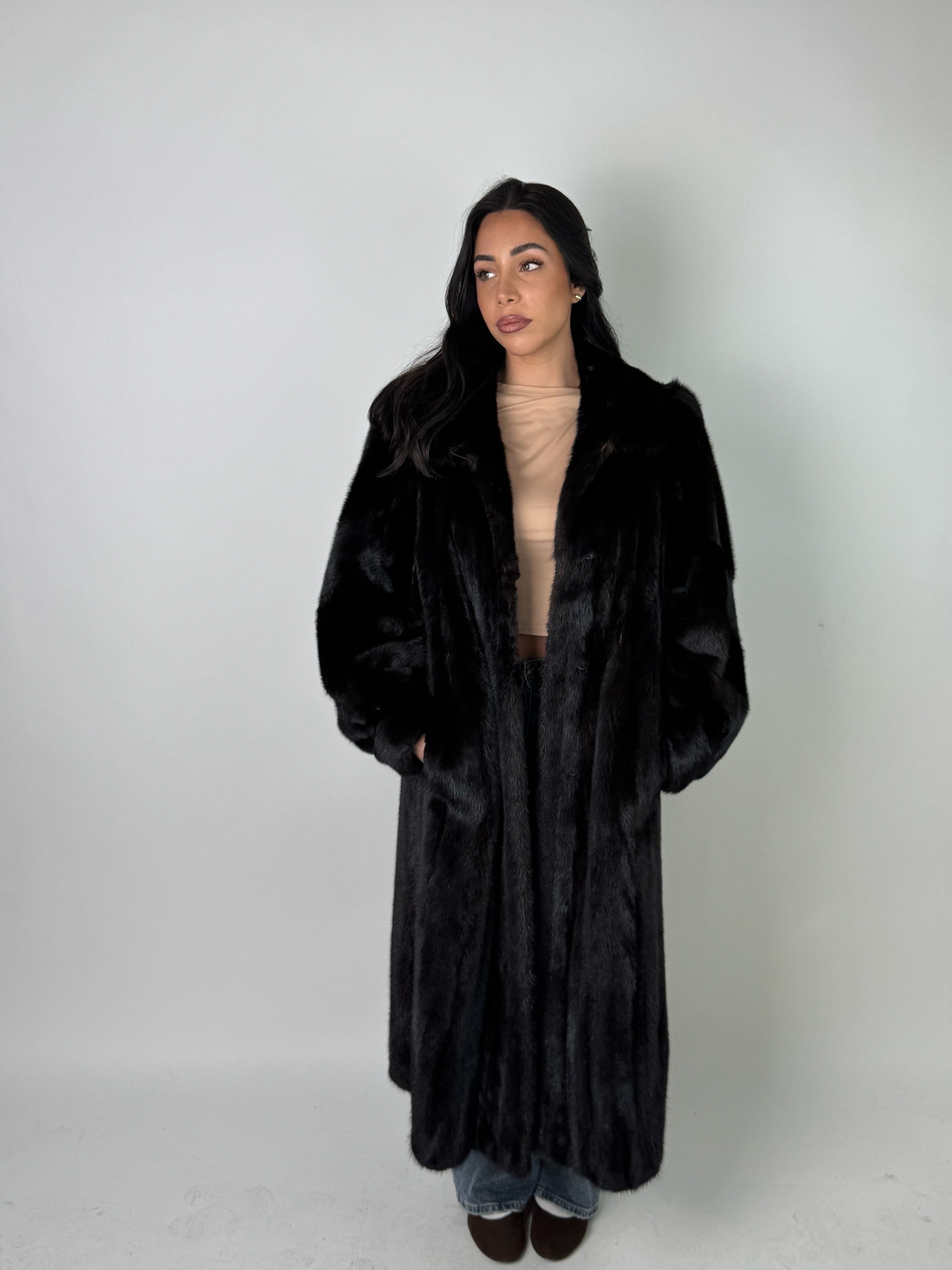 Cappotto in visone N581
