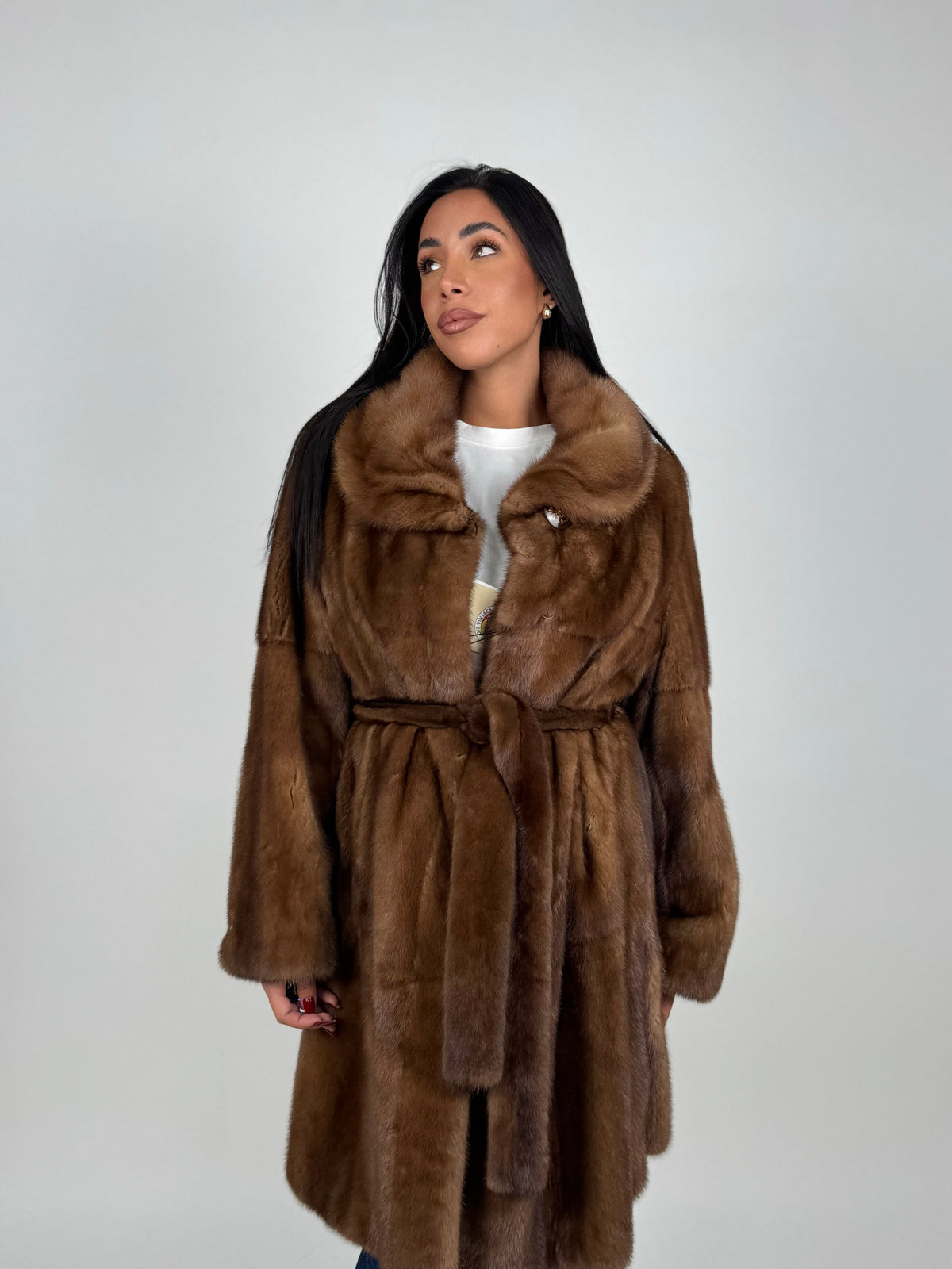 Cappotto in visone N683