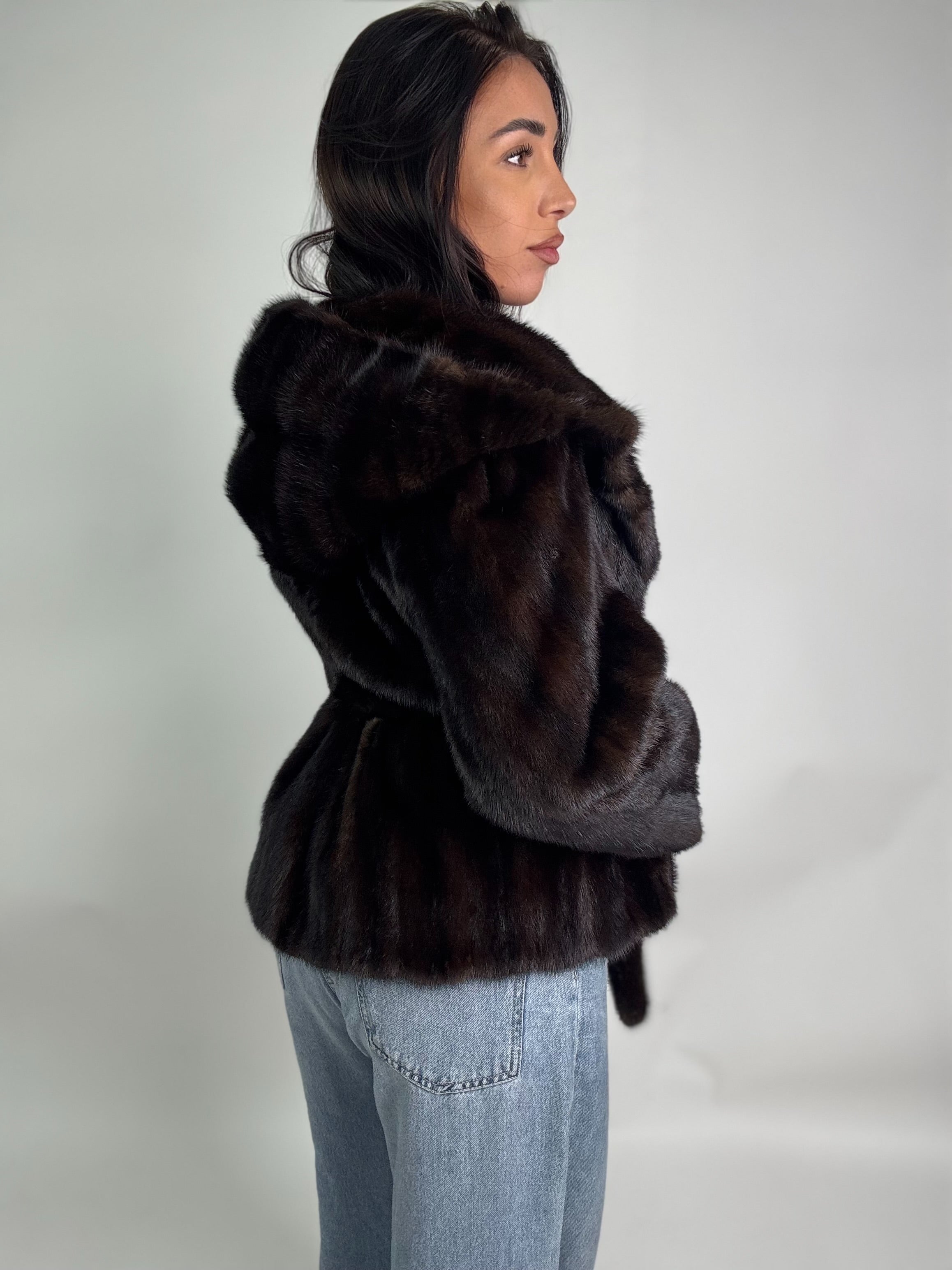 Giacca in visone cintura e cappuccio N240