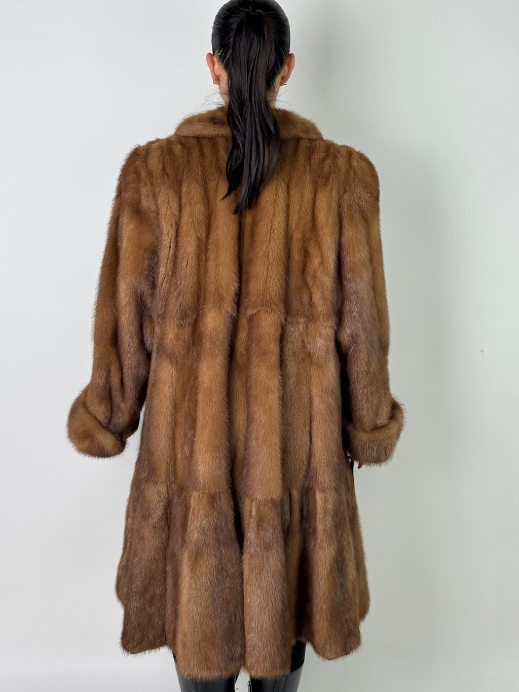 Cappotto in visone N533