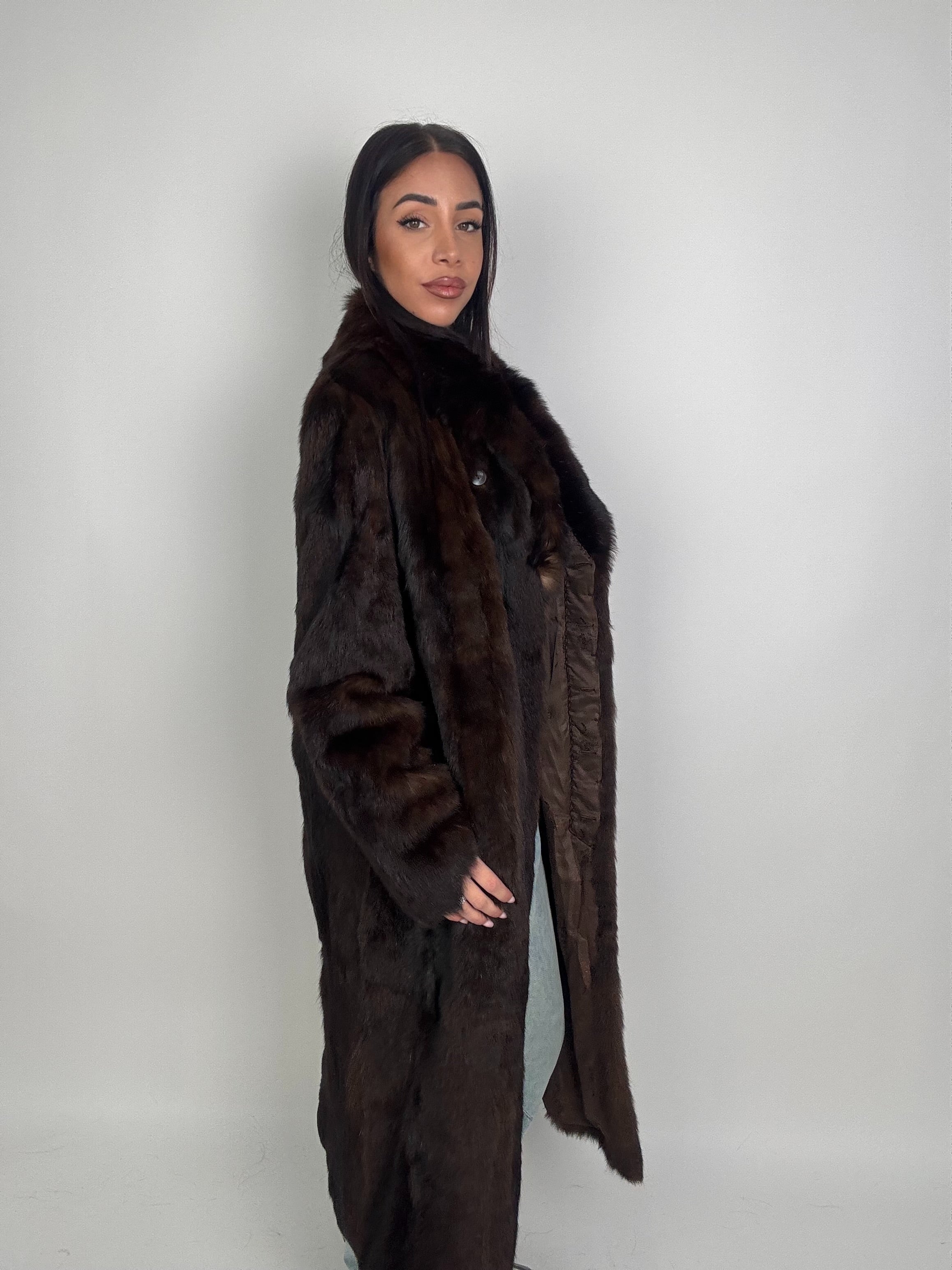 Cappotto in castoro N599
