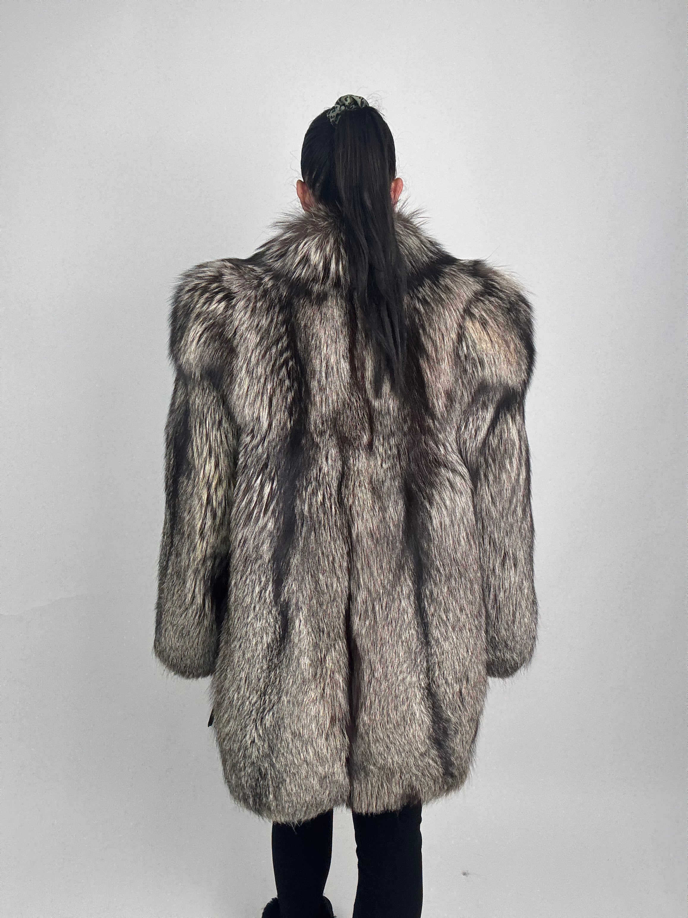 Giacca in volpe argentata N102