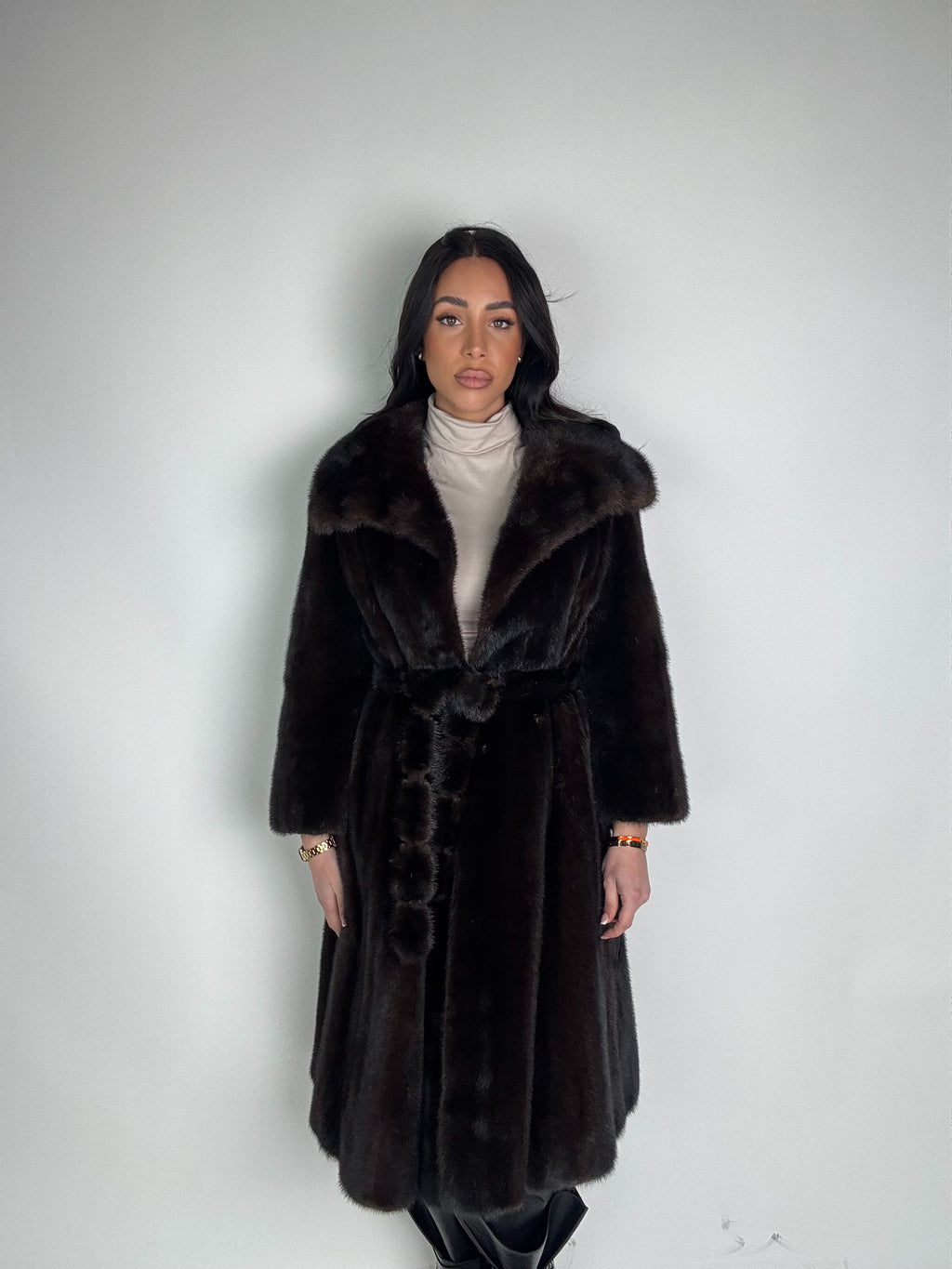 Cappotto in visone N476