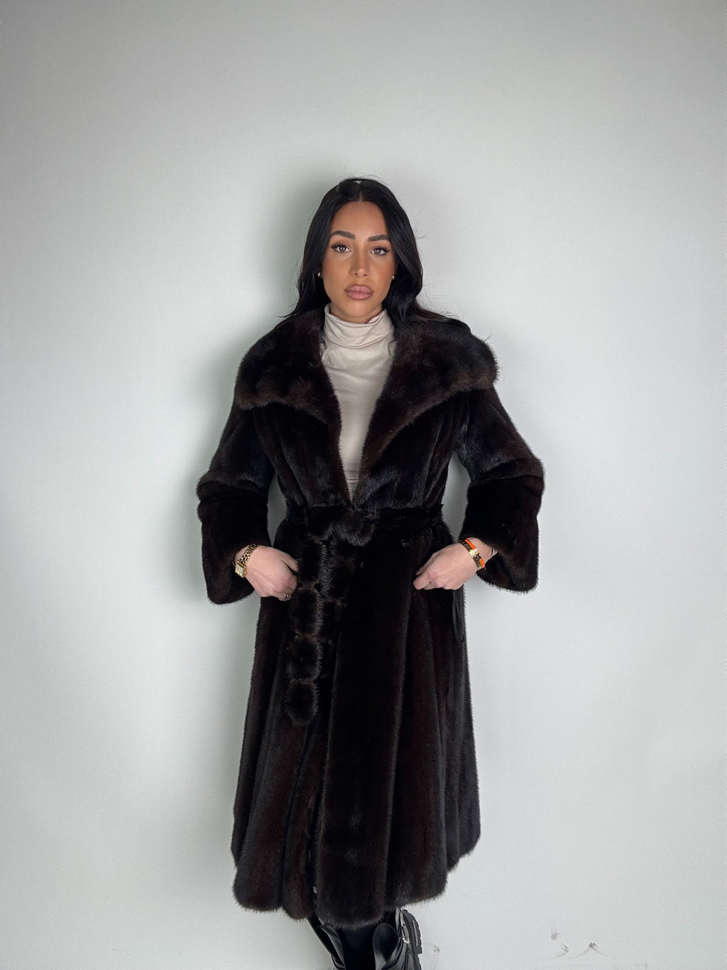 Cappotto in visone N476