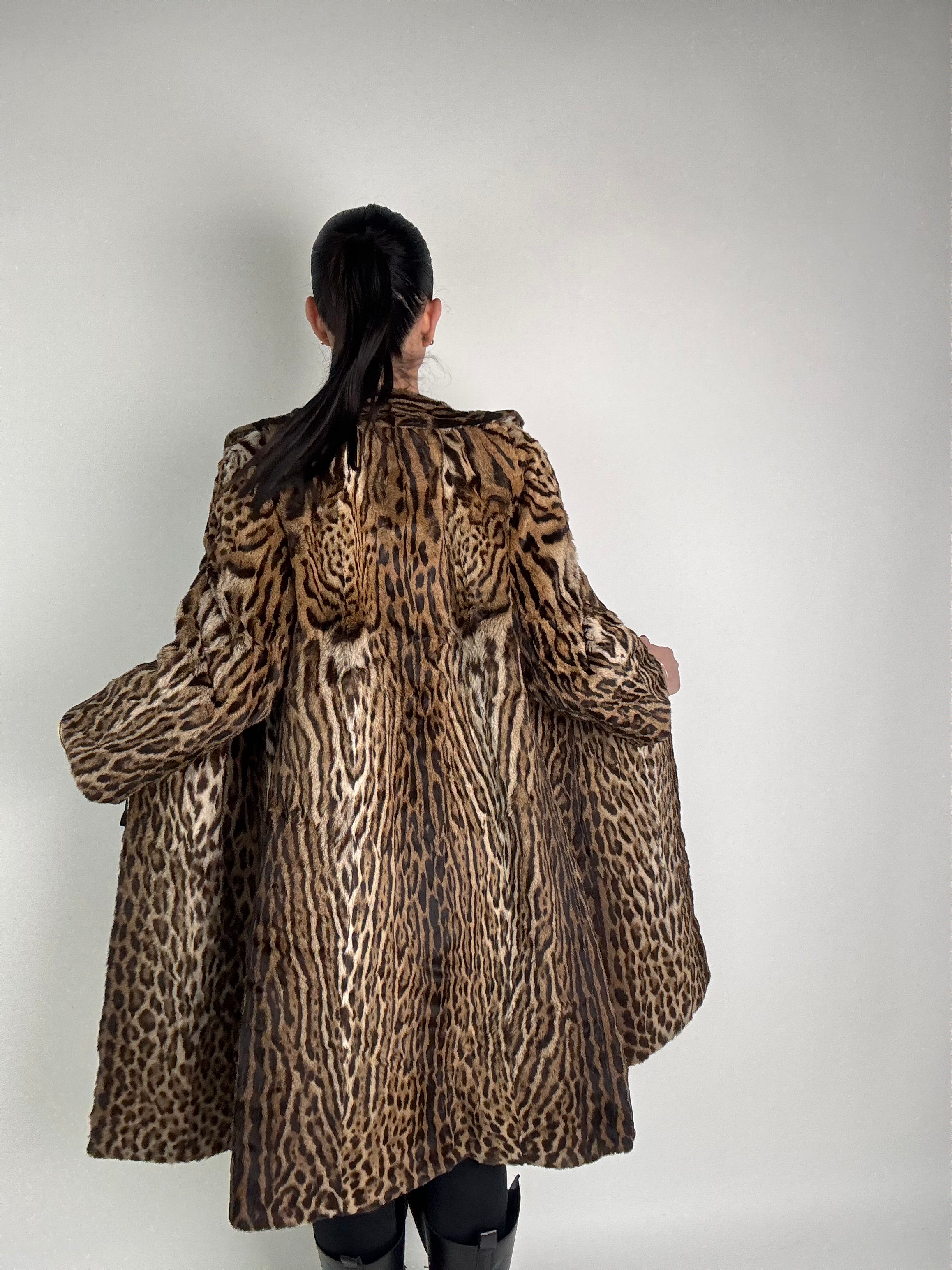Cappotto in leopardo N67