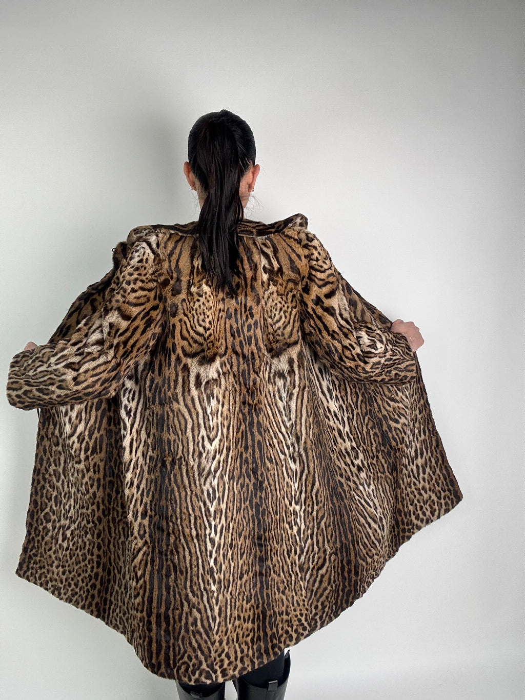 Cappotto in leopardo N67