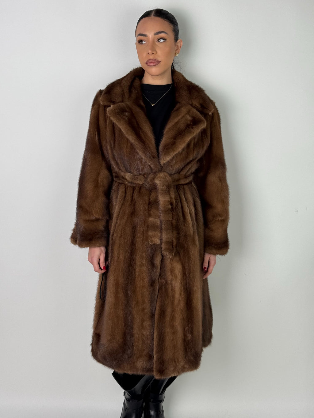 Cappotto in visone N582