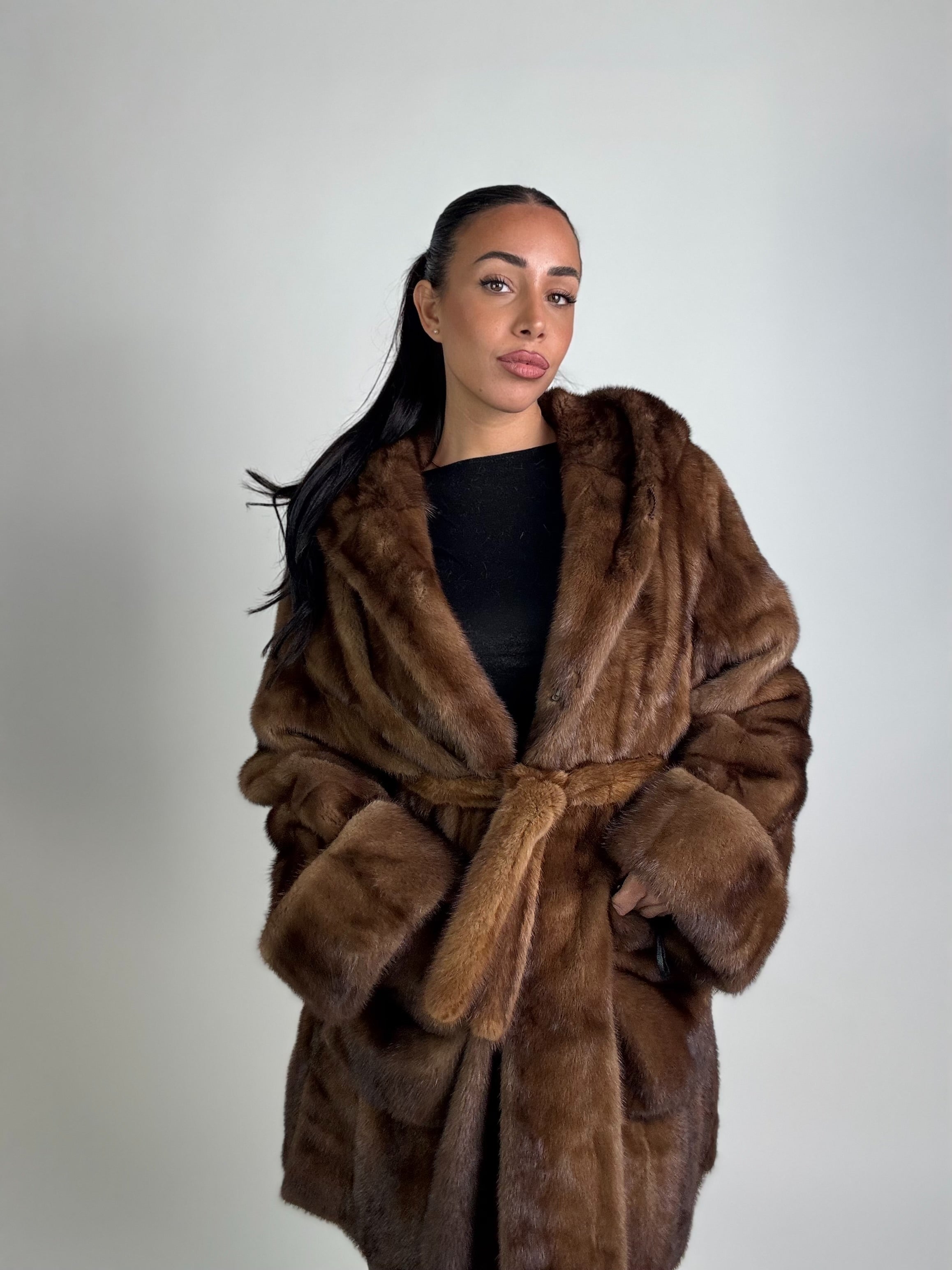 Cappotto in visone N357