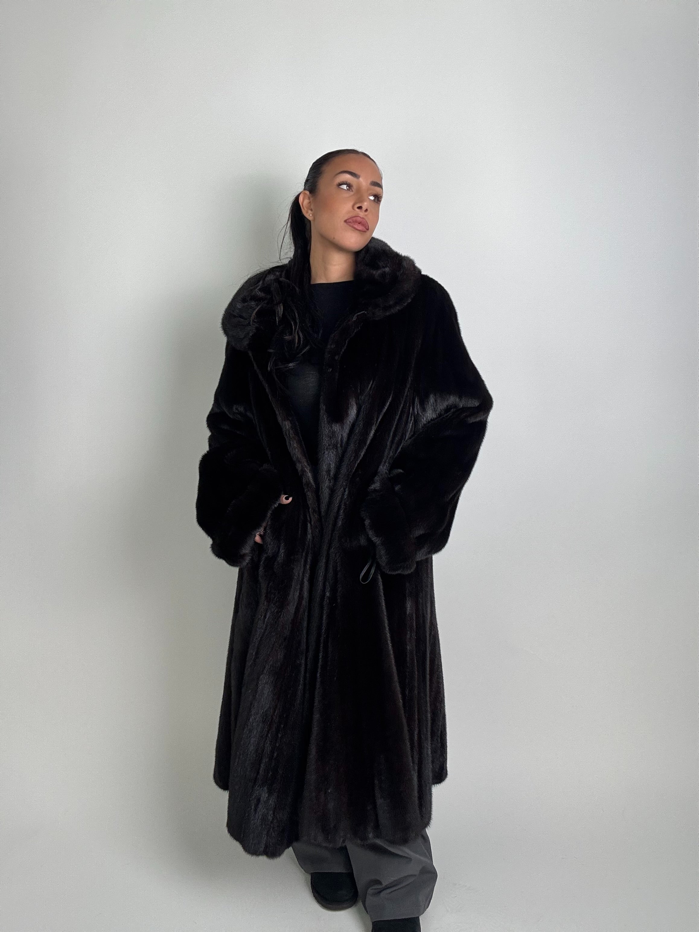 Cappotto in visone N358