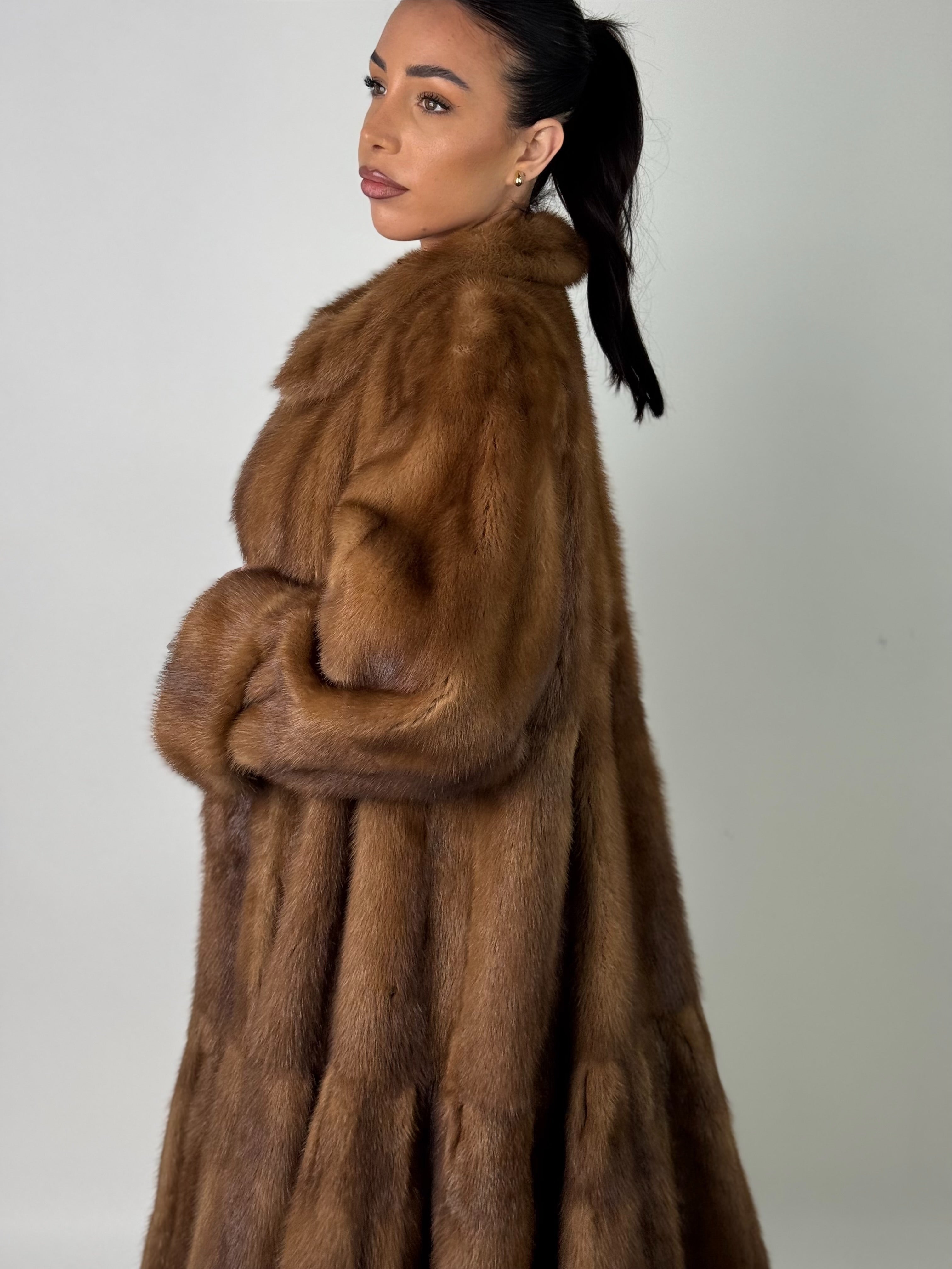 Cappotto in visone N533