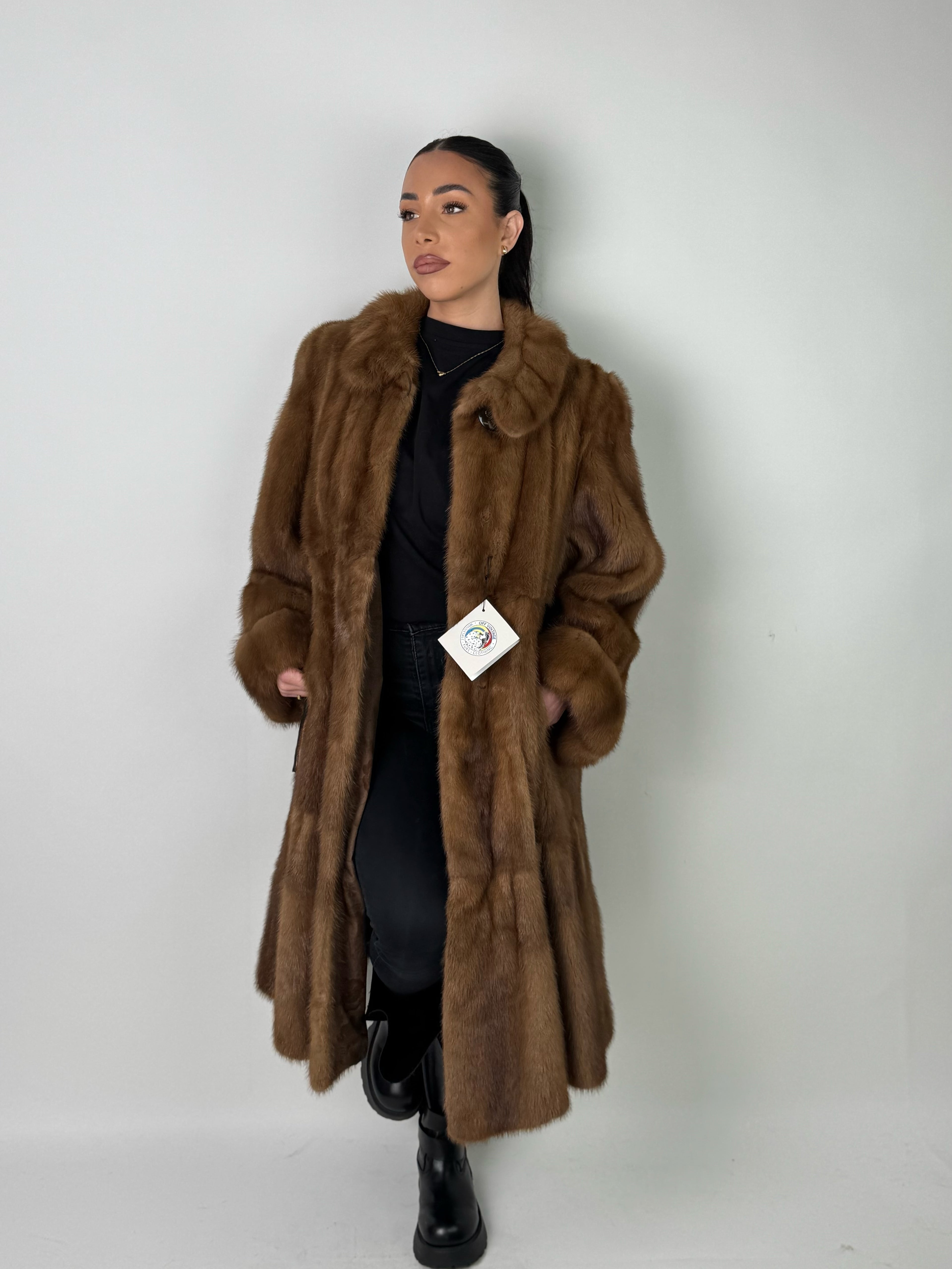 Cappotto in visone N533