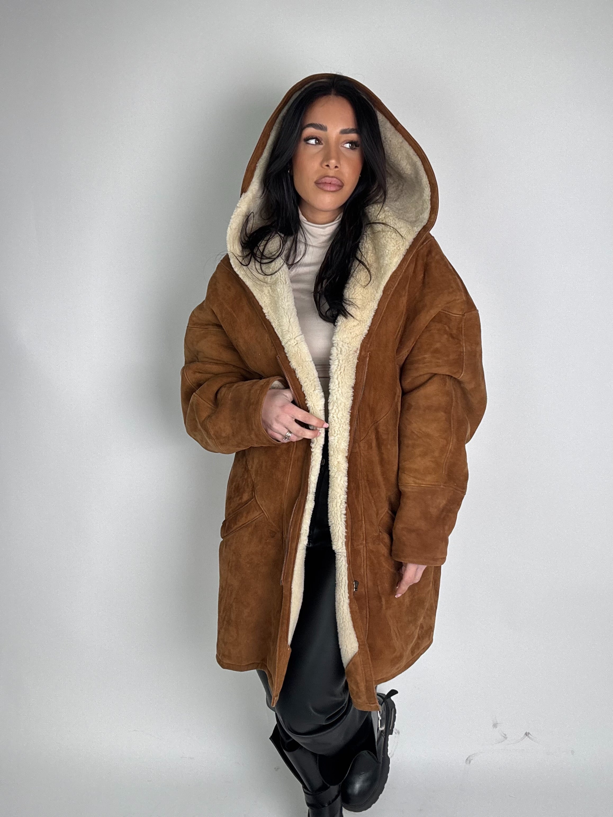 Shearling coat N190
