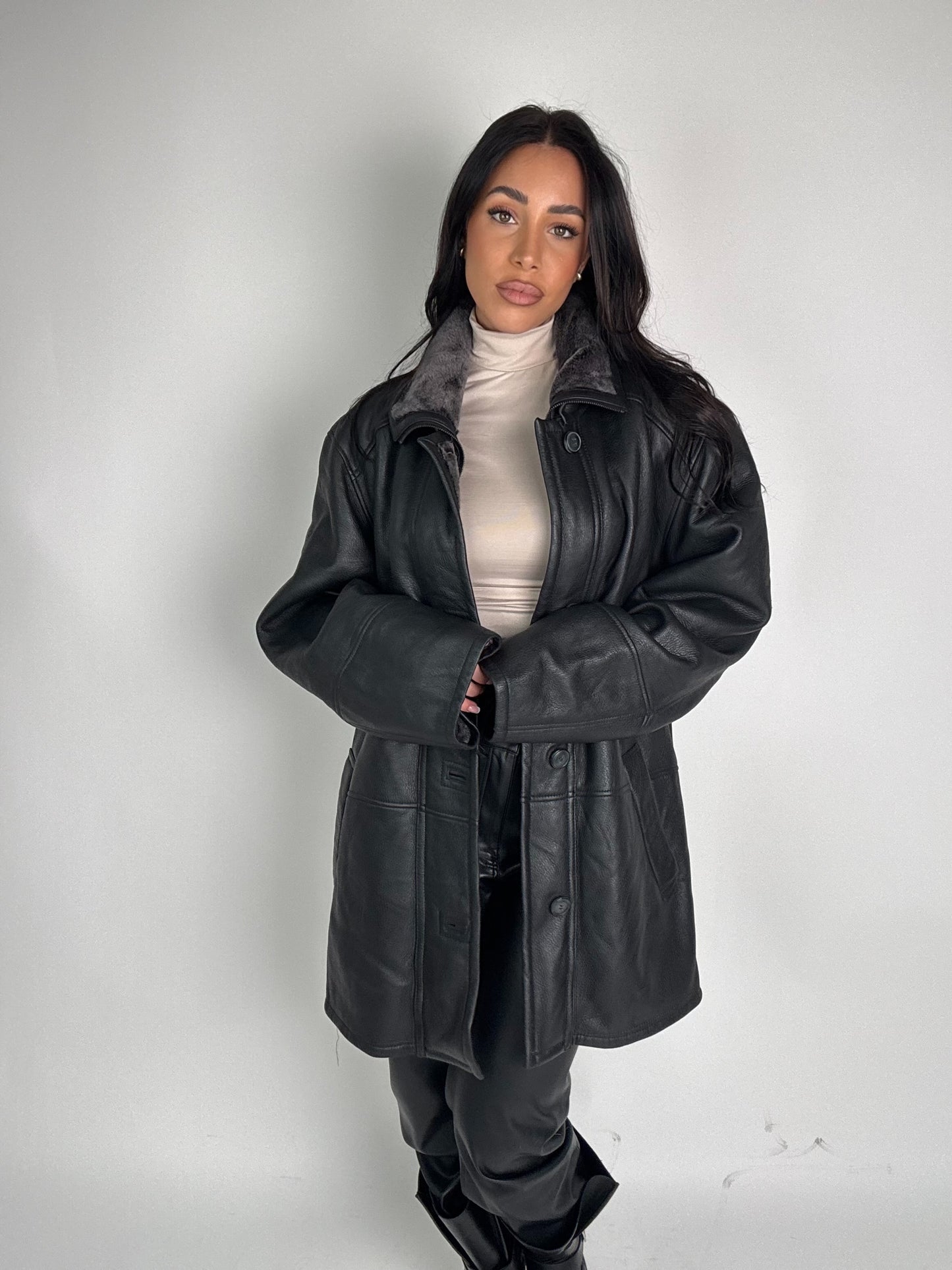 Shearling coat N195